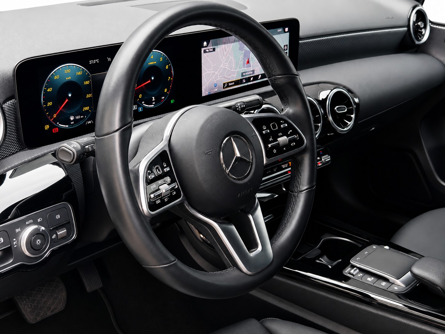 MERCEDES-BENZ A 180 Progressive * CH FAHRZEUG *-image-21