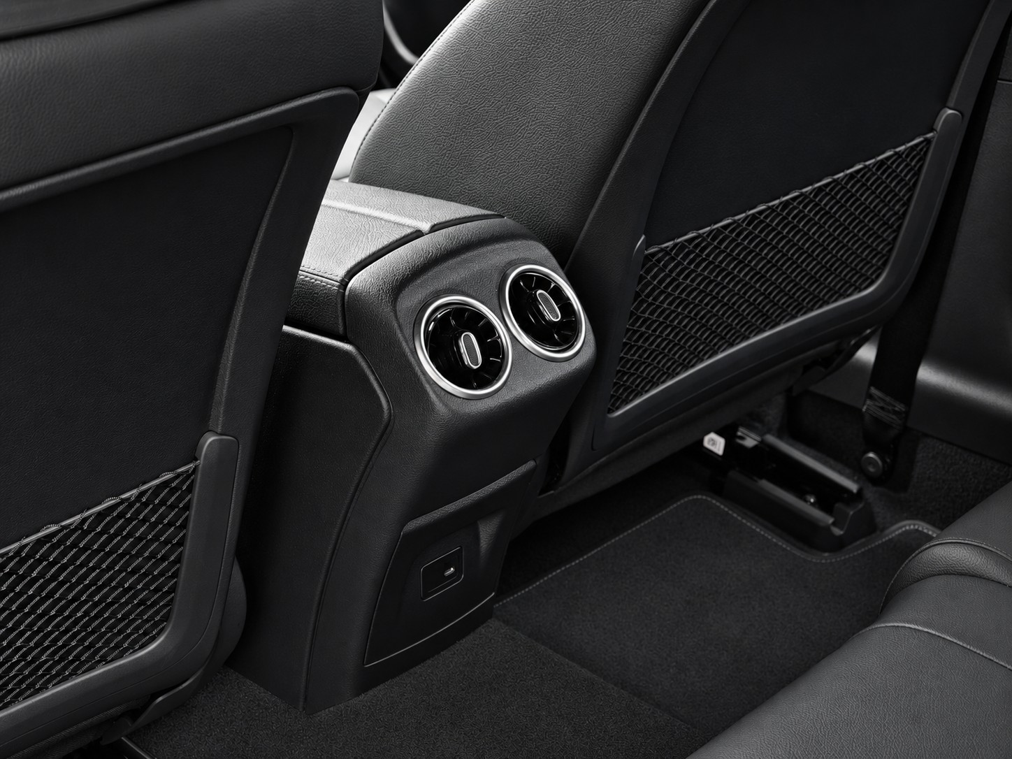 MERCEDES-BENZ A 180 Progressive * CH FAHRZEUG *-image-16