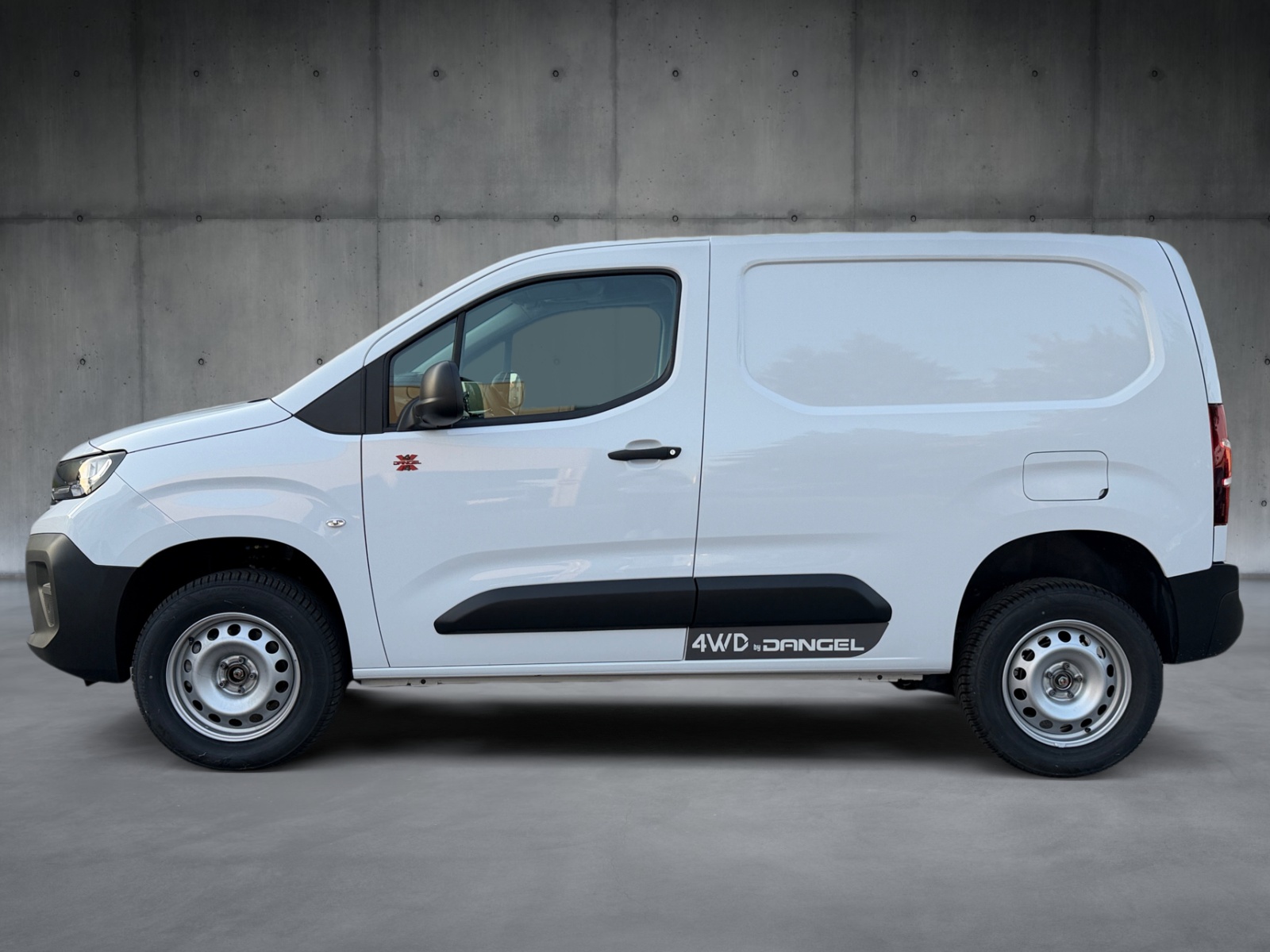 PEUGEOT Partner 1.5 Blue HDi Standard 1000kg 4x4 EAT8-image-1