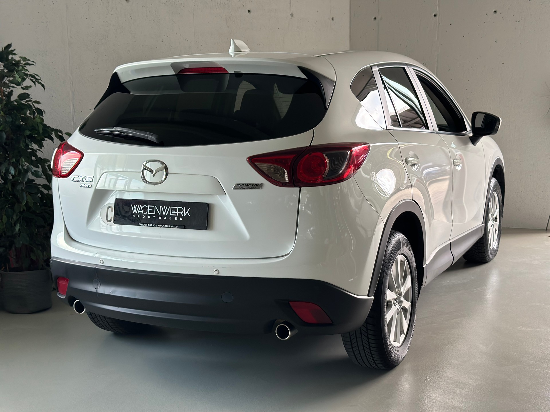 MAZDA CX-5 2.2 D Ambition AWD Automatic-image-5