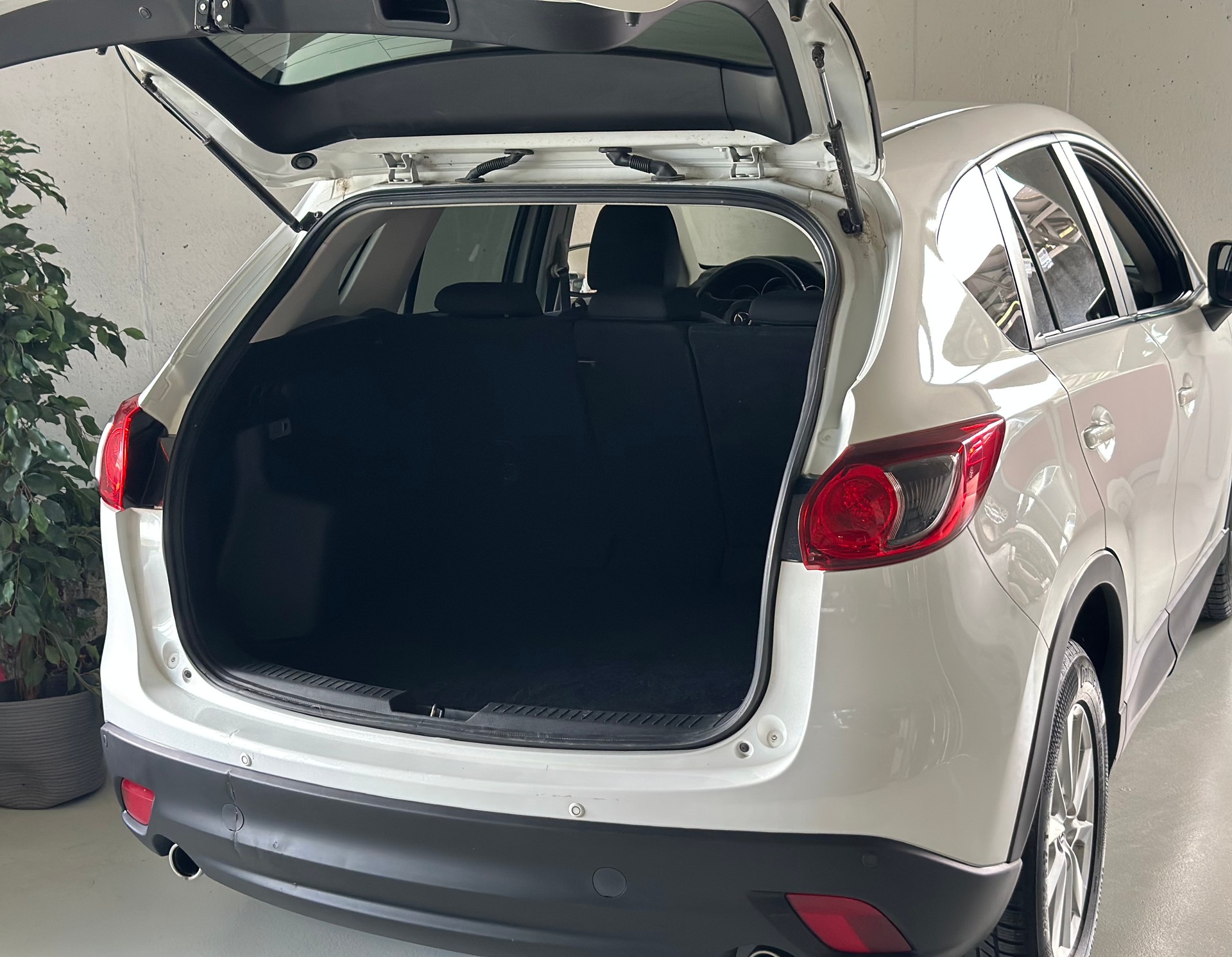 MAZDA CX-5 2.2 D Ambition AWD Automatic-image-9