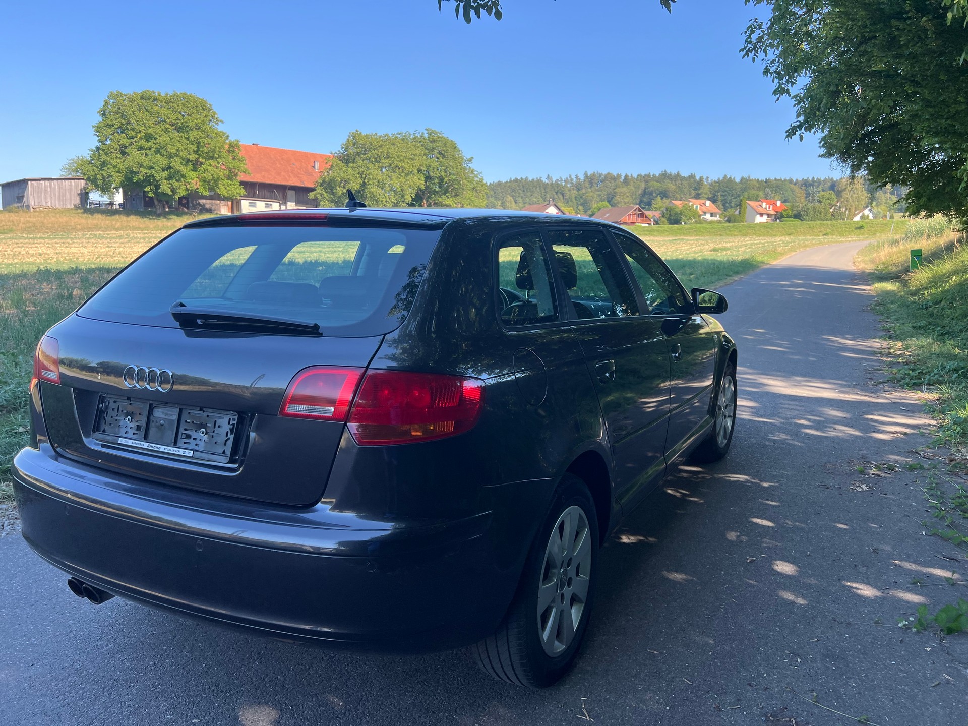 AUDI A3 Sportback 2.0 Turbo FSI Attraction-image-4