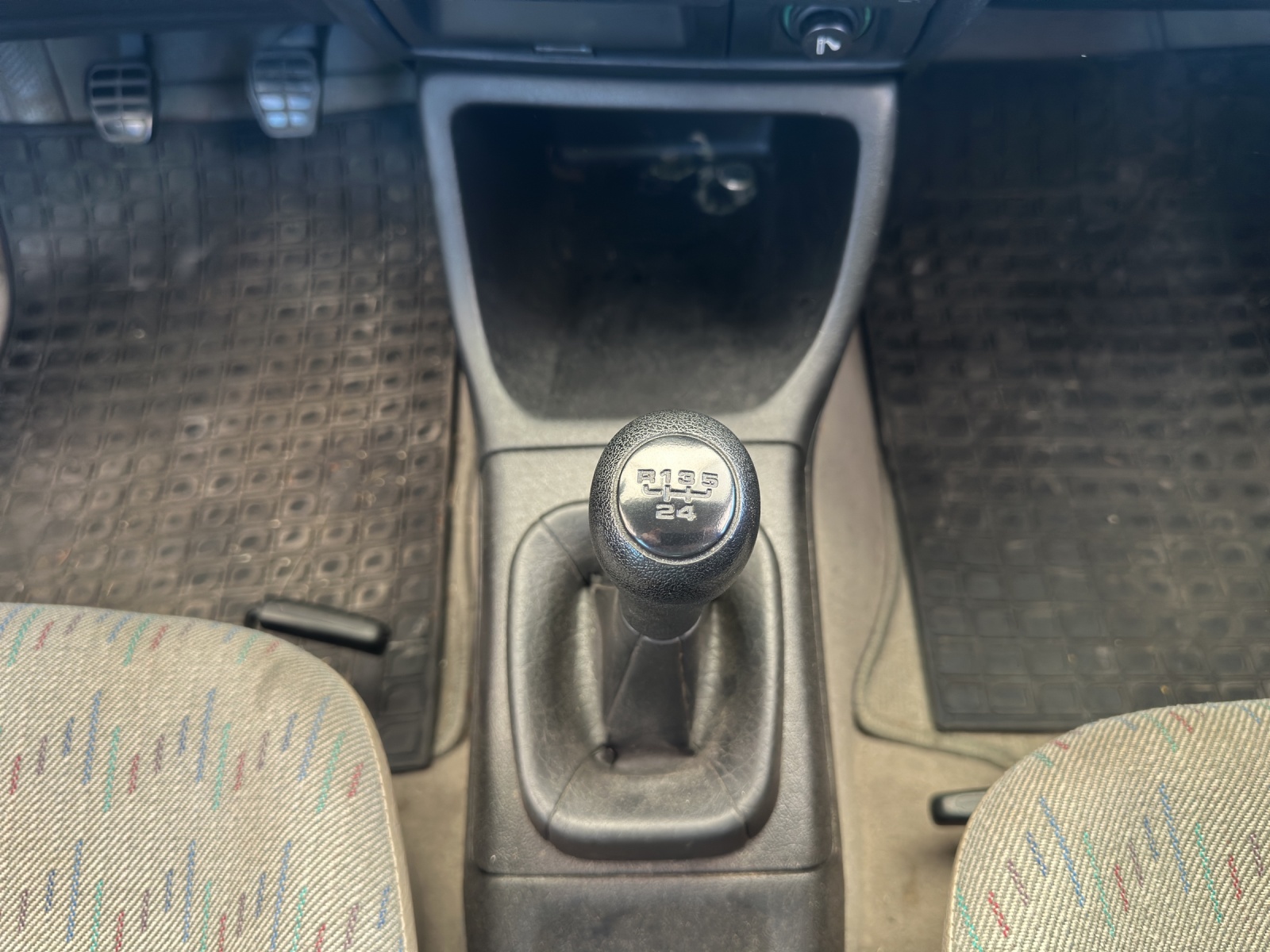 VW Golf 1800 Swiss L. syncro-image-9