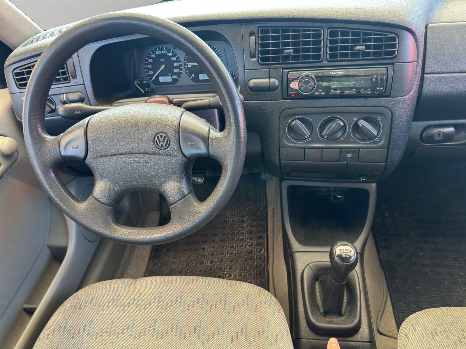 VW Golf 1800 Swiss L. syncro-image-11