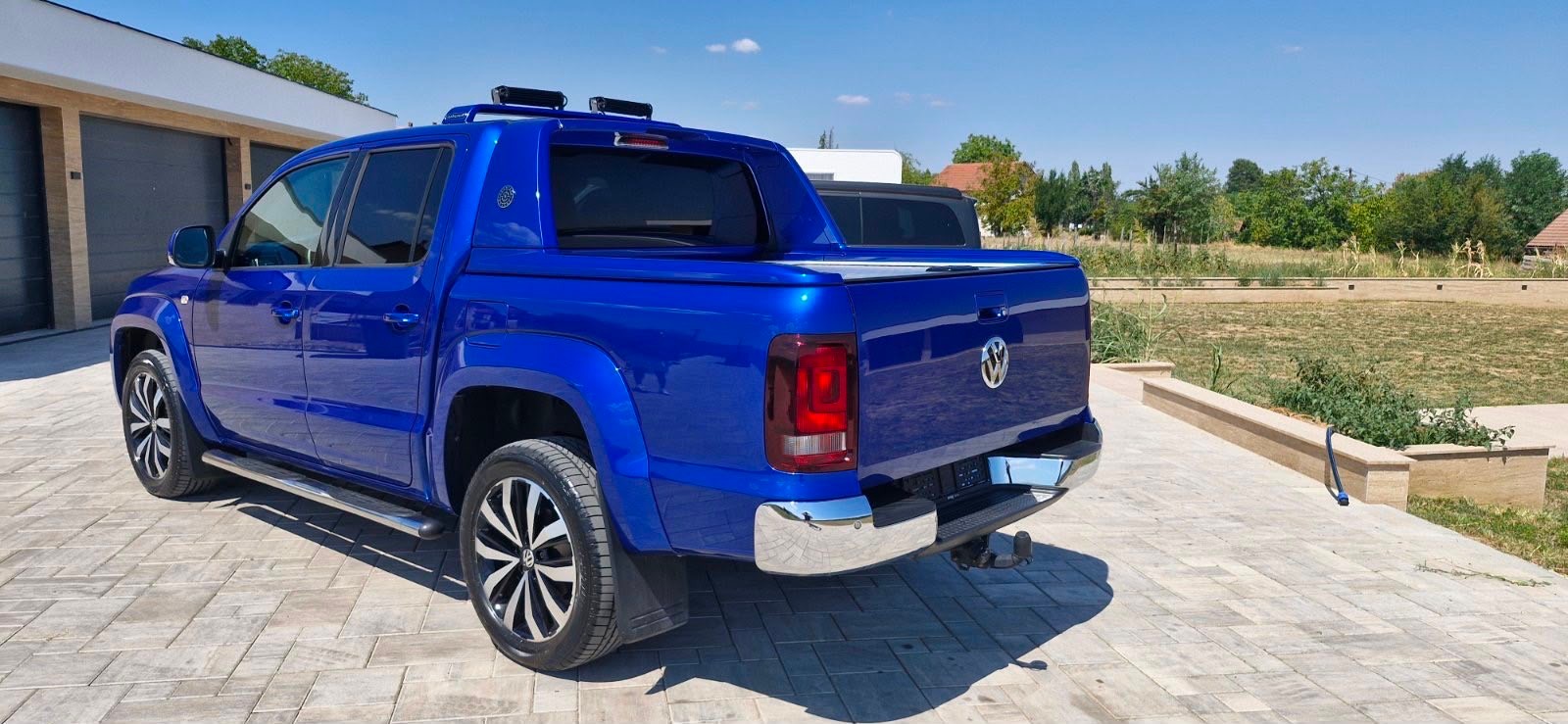 VW Amarok 3.0TDI Highline 4Motion Automatic-image-2