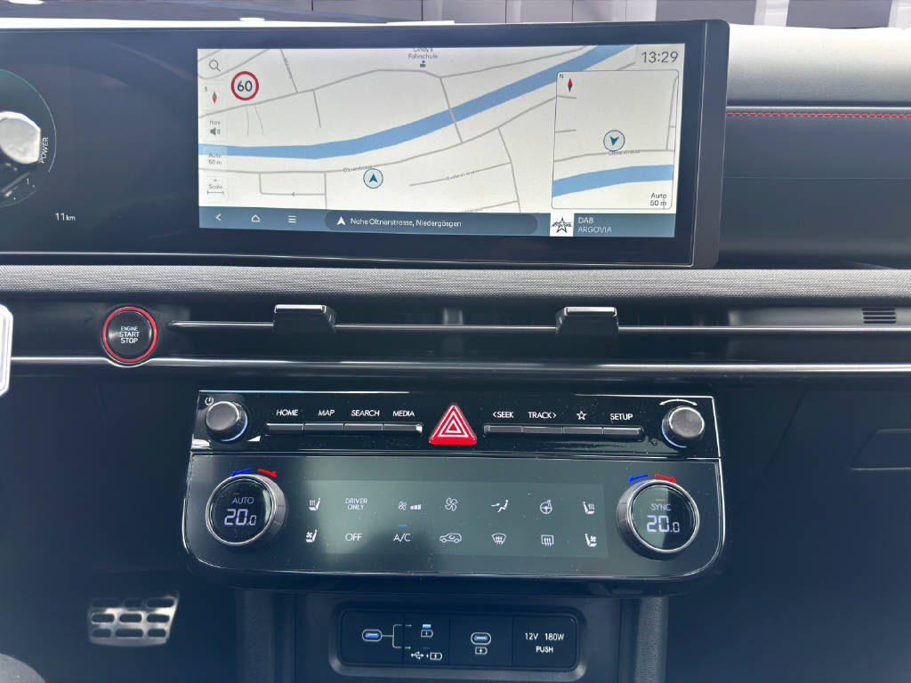 HYUNDAI TUCSON 1.6 T-GDi Hybrid N-Line 4WD-image-14