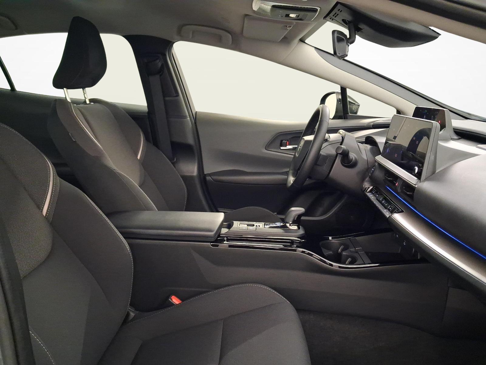 TOYOTA Prius 2.0 Plug-In-Hybrid Trend-image-9