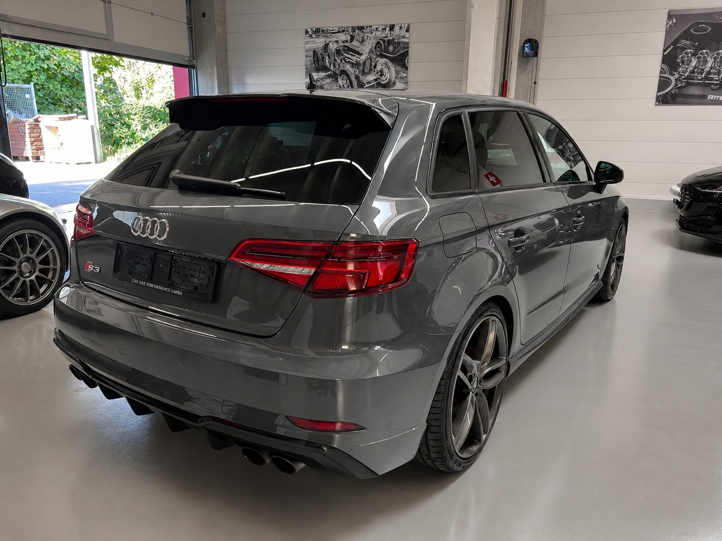 AUDI S3 Sportback 2.0 TFSI quattro S-tronic-image-3