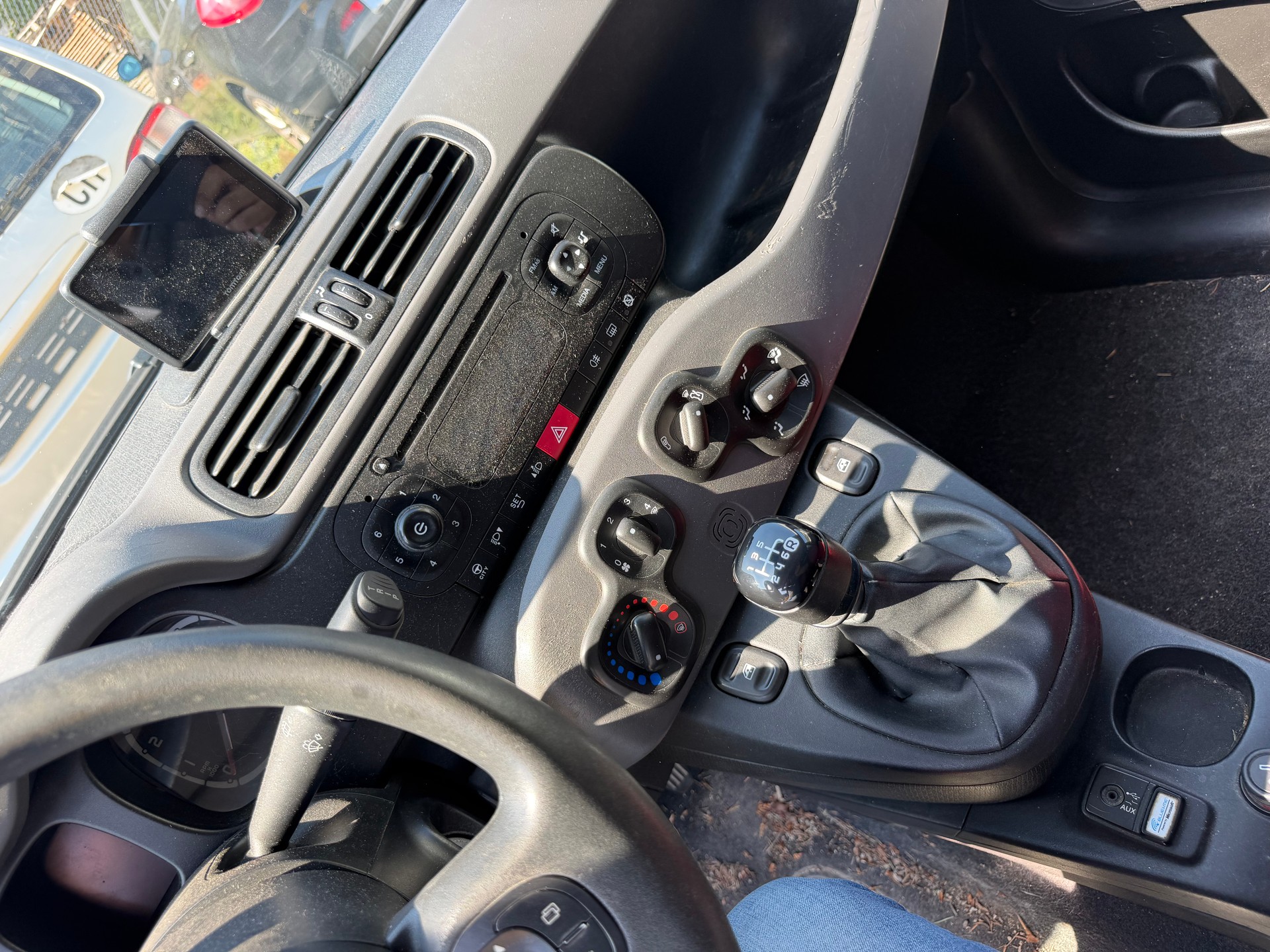 FIAT Panda Van 0.9 Twin Air Climbing 4x4-image-6