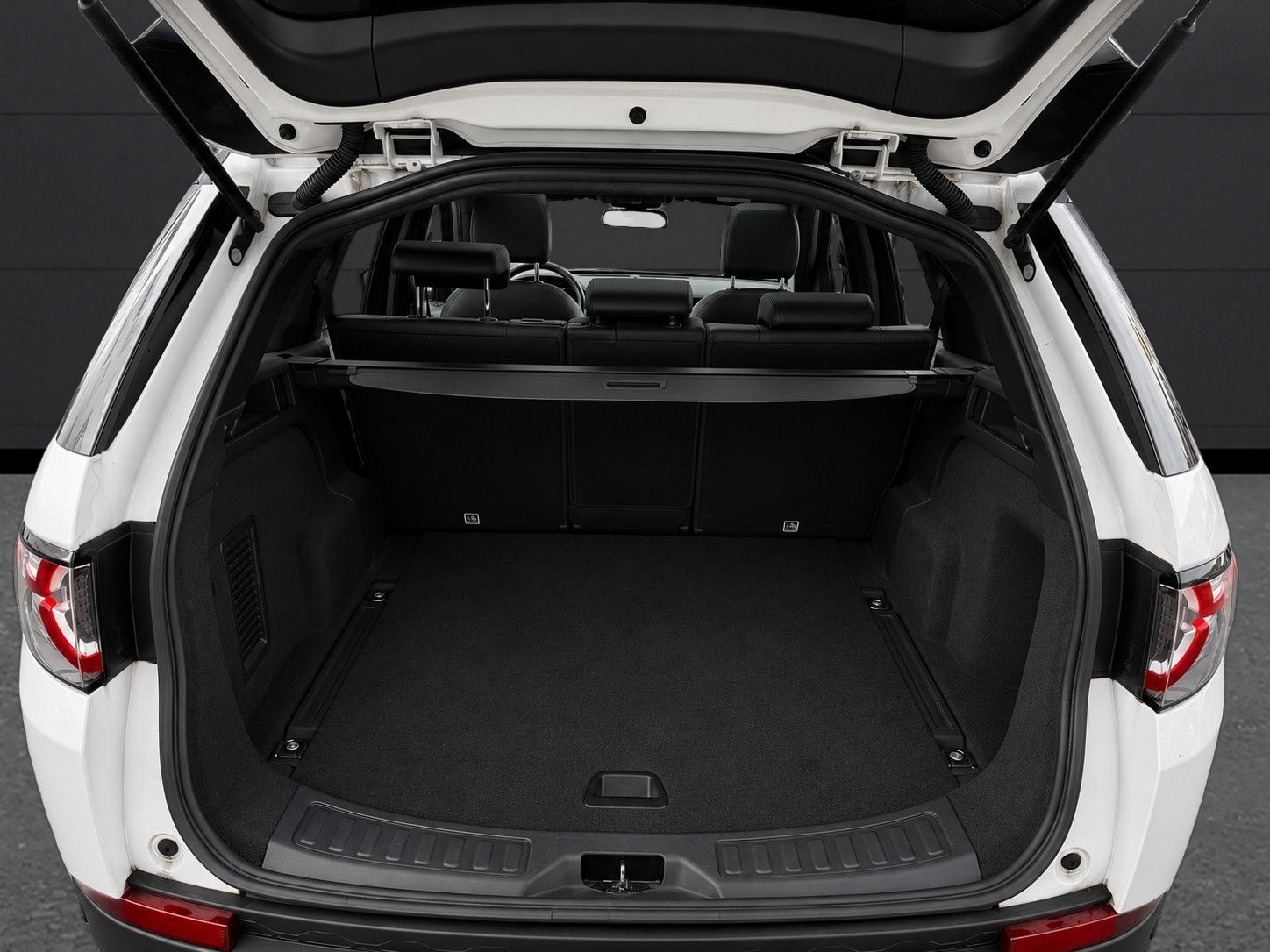 LAND ROVER Discovery Sport 2.0 Si4 SE AT9-image-16