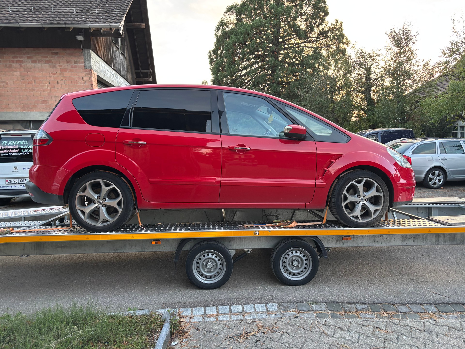 FORD S-Max 2.0 TDCi Titanium Automatic-image-1