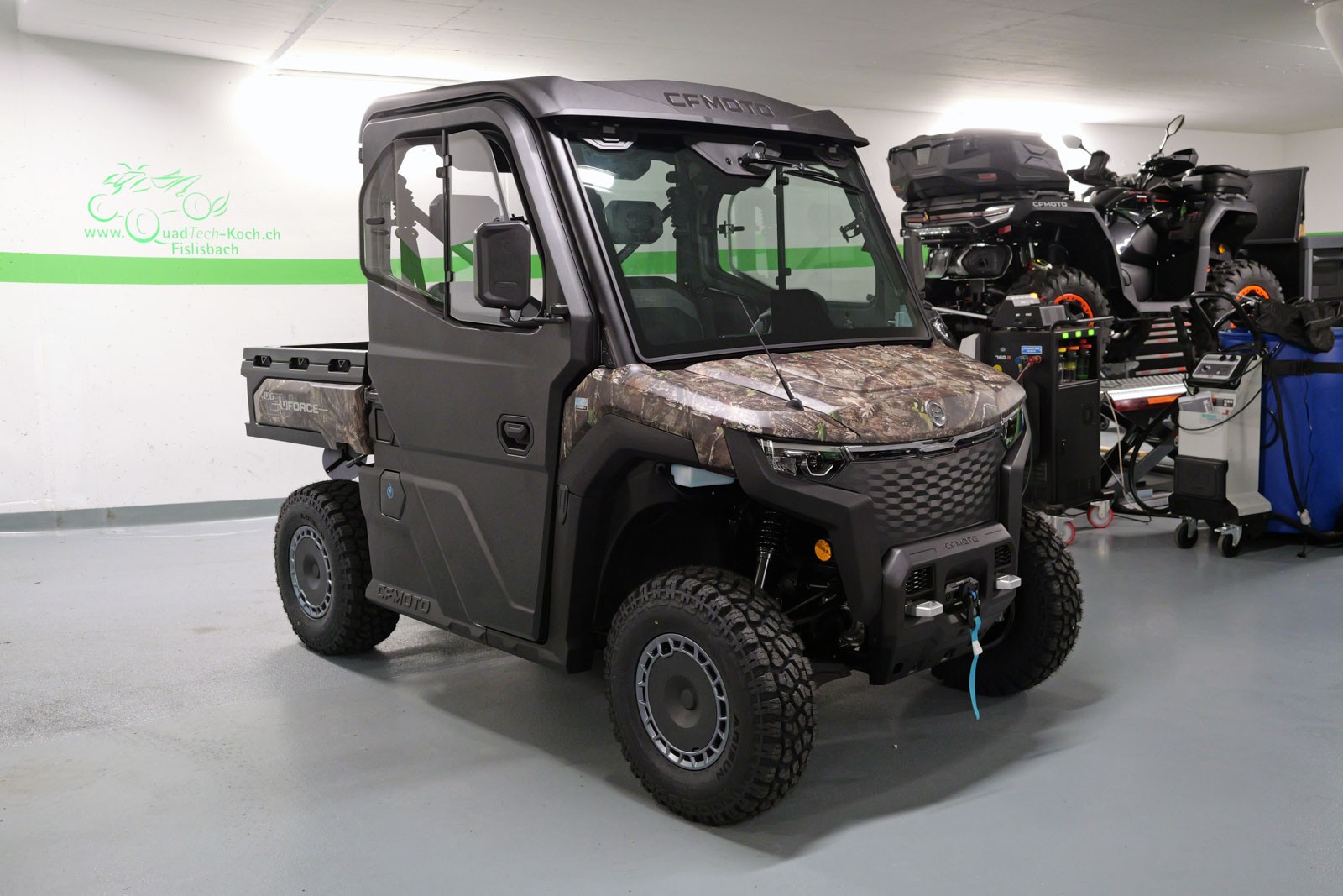 CF MOTO UForce U6 EV