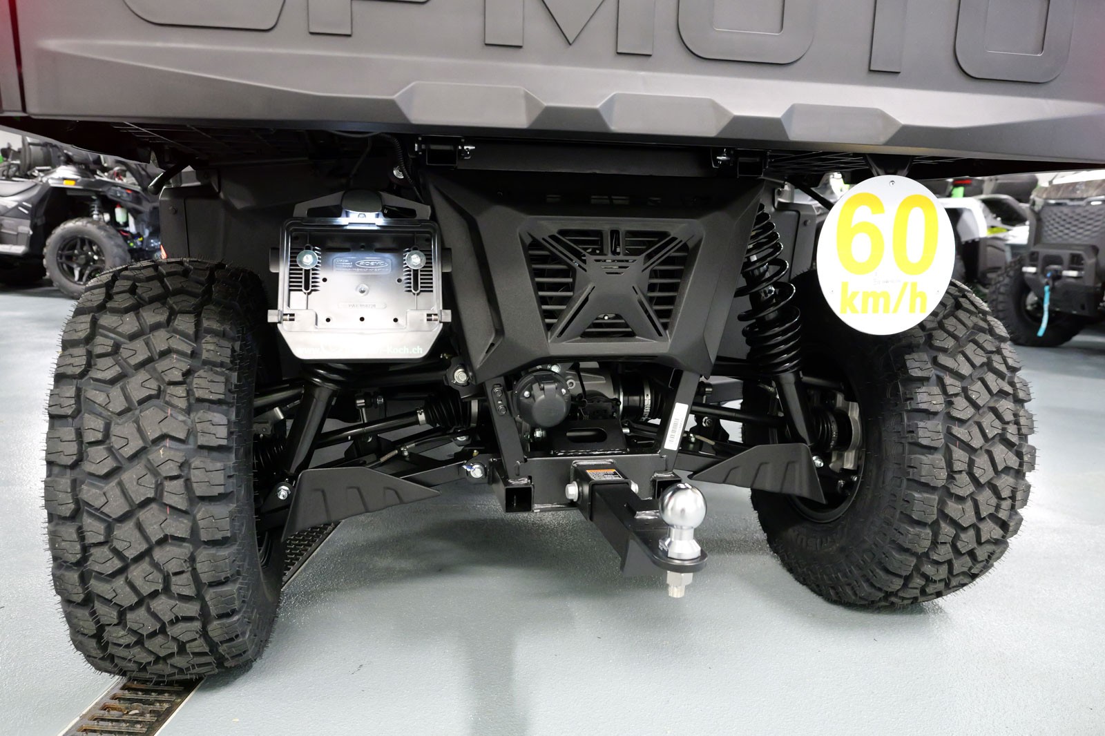 CF MOTO UForce U6 EV-image-11