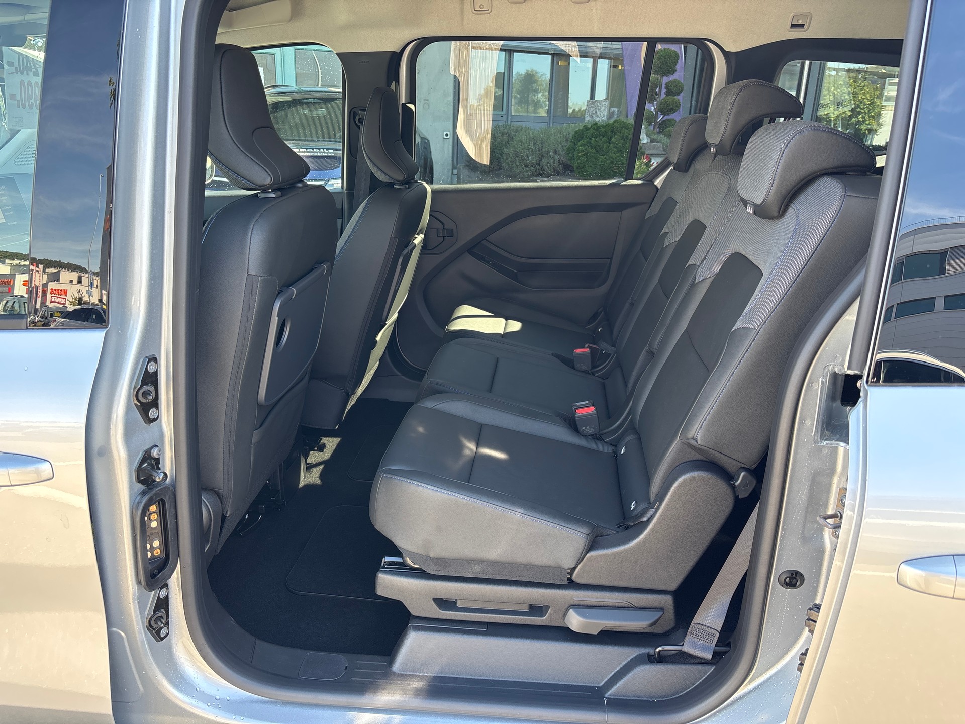 NISSAN Townstar Kombi 1.3 DIG-T L2 N-Connecta DCT-image-11
