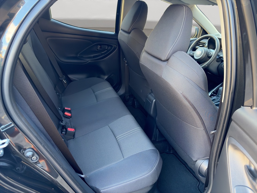 TOYOTA Yaris 1.5 Trend e-CVT-image-9