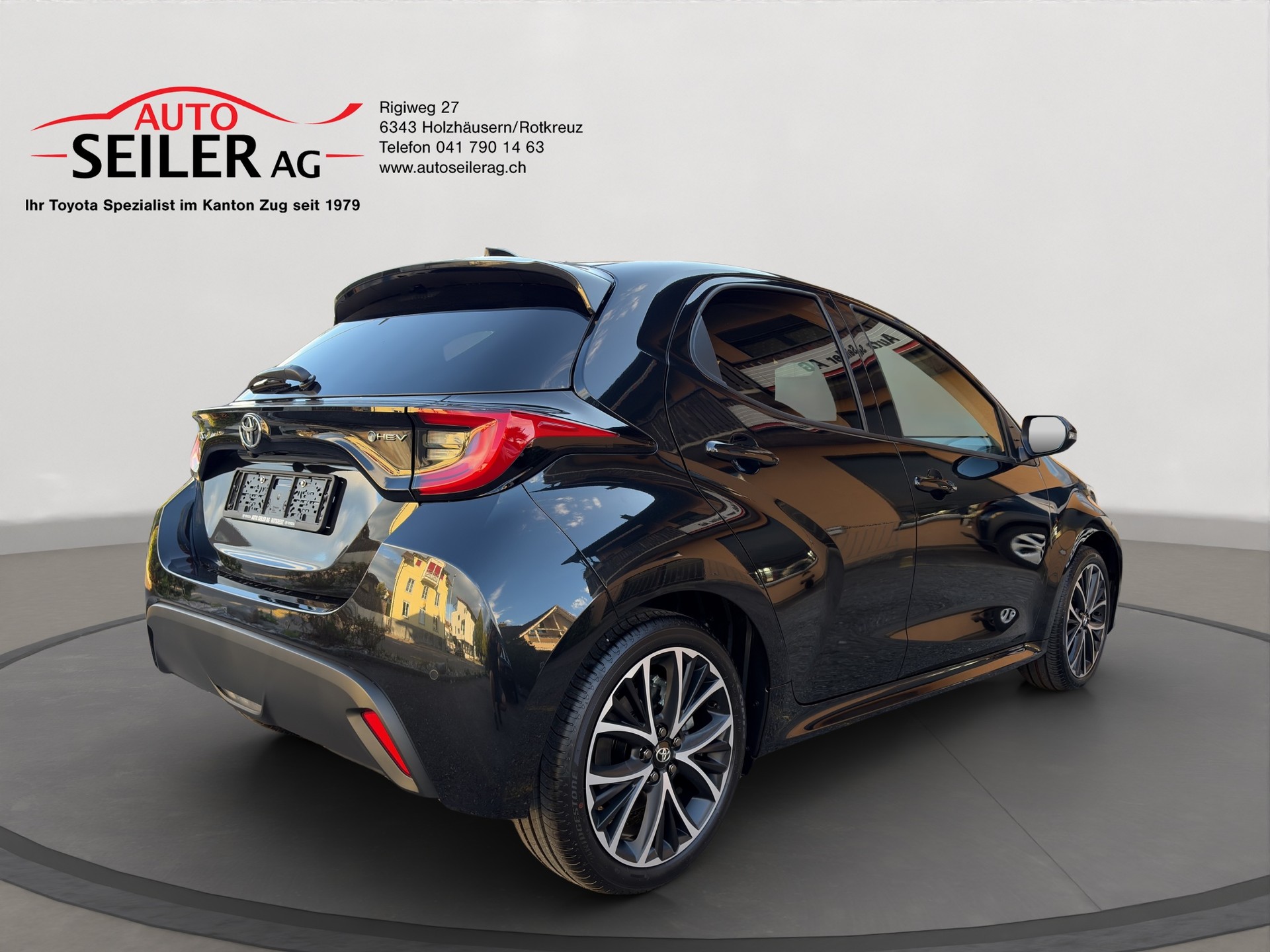 TOYOTA Yaris 1.5 Trend e-CVT-image-3