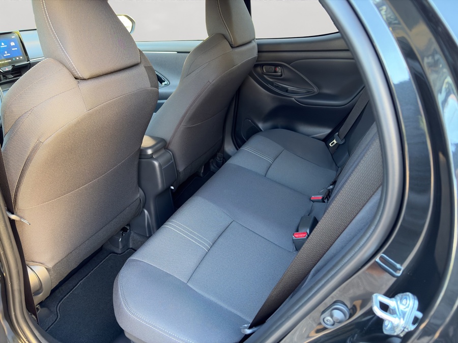 TOYOTA Yaris 1.5 Trend e-CVT-image-7