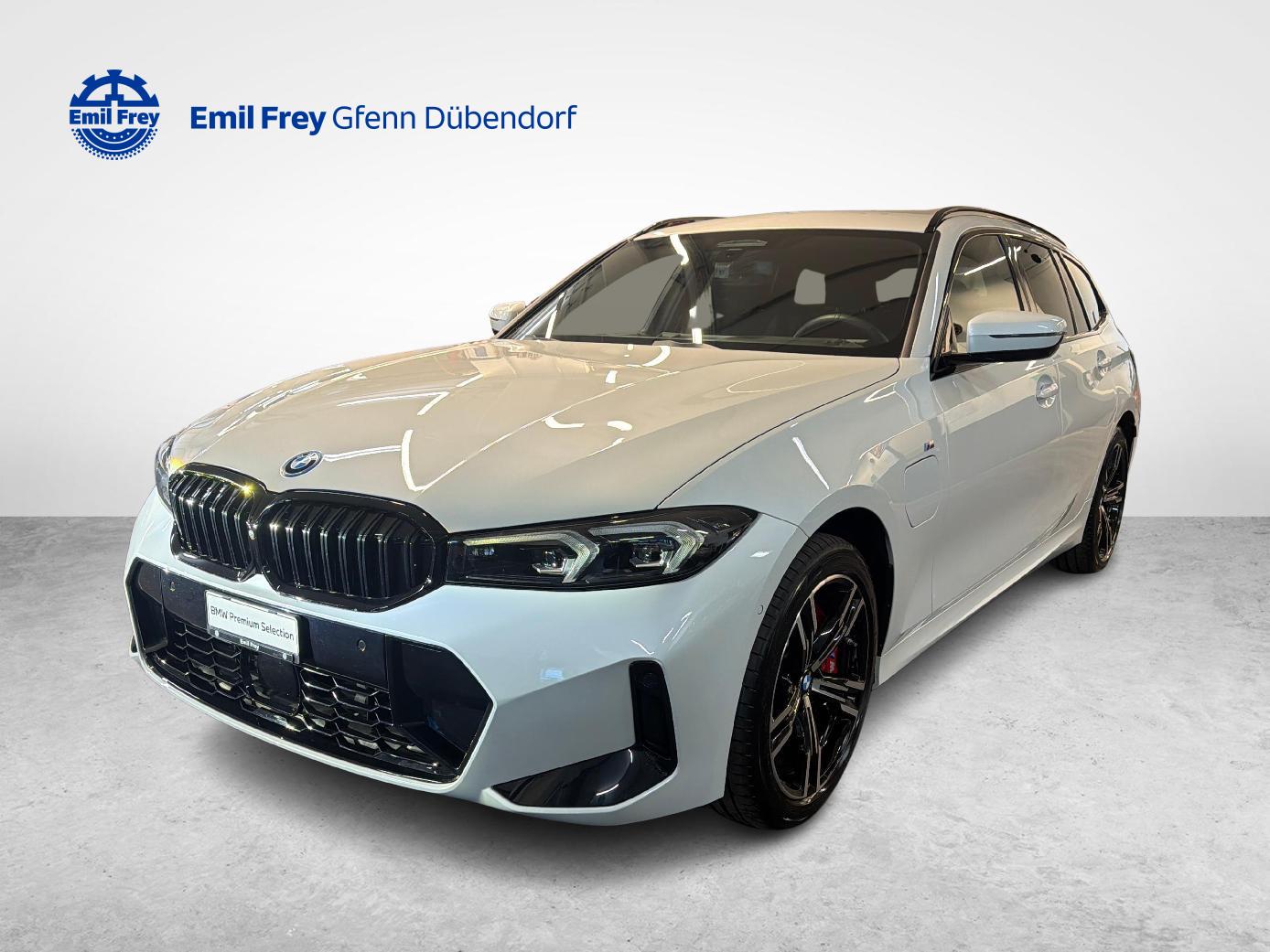 BMW 330e xDrive SAG Touring
