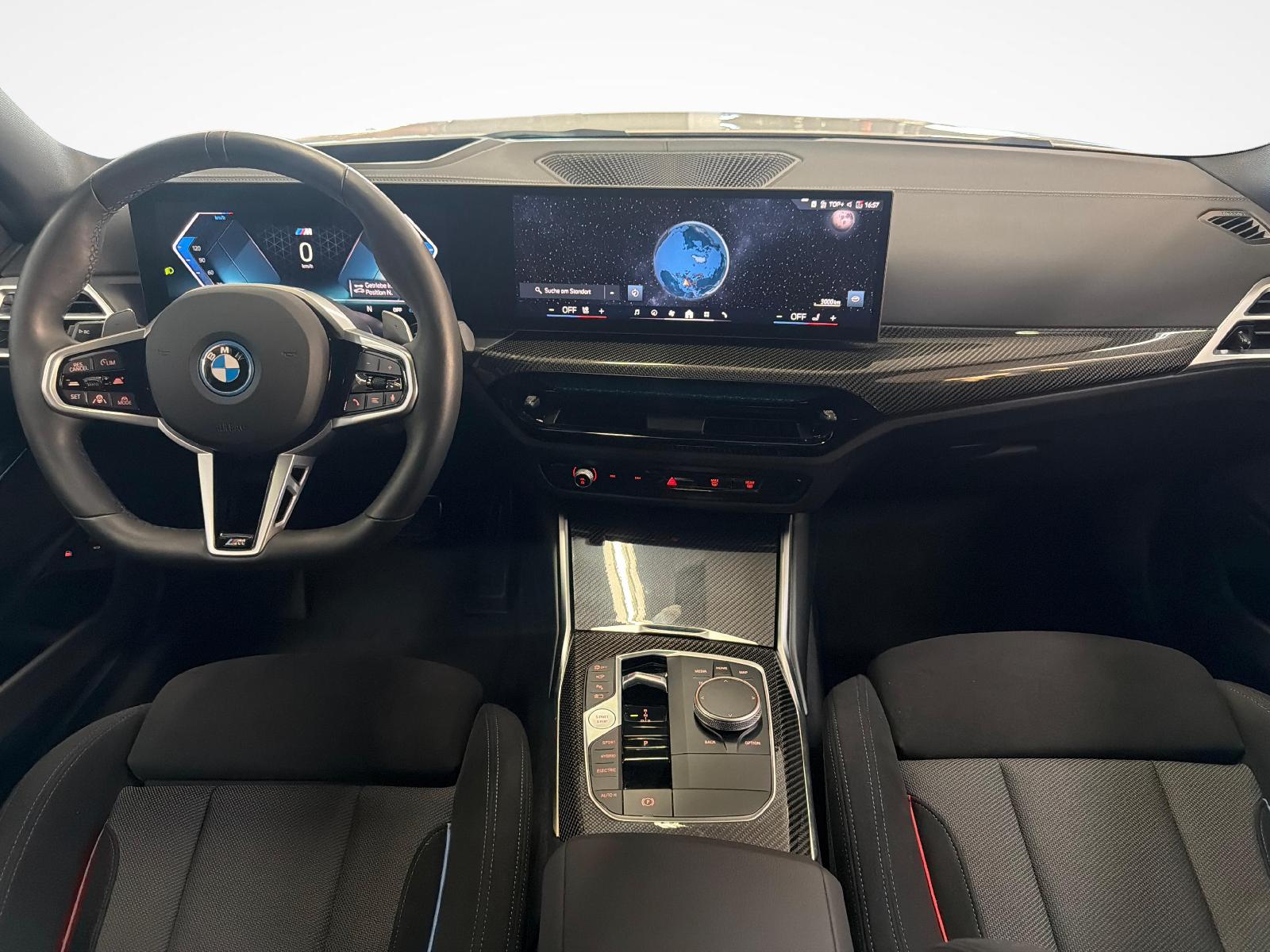 BMW 330e xDrive SAG Touring-image-13