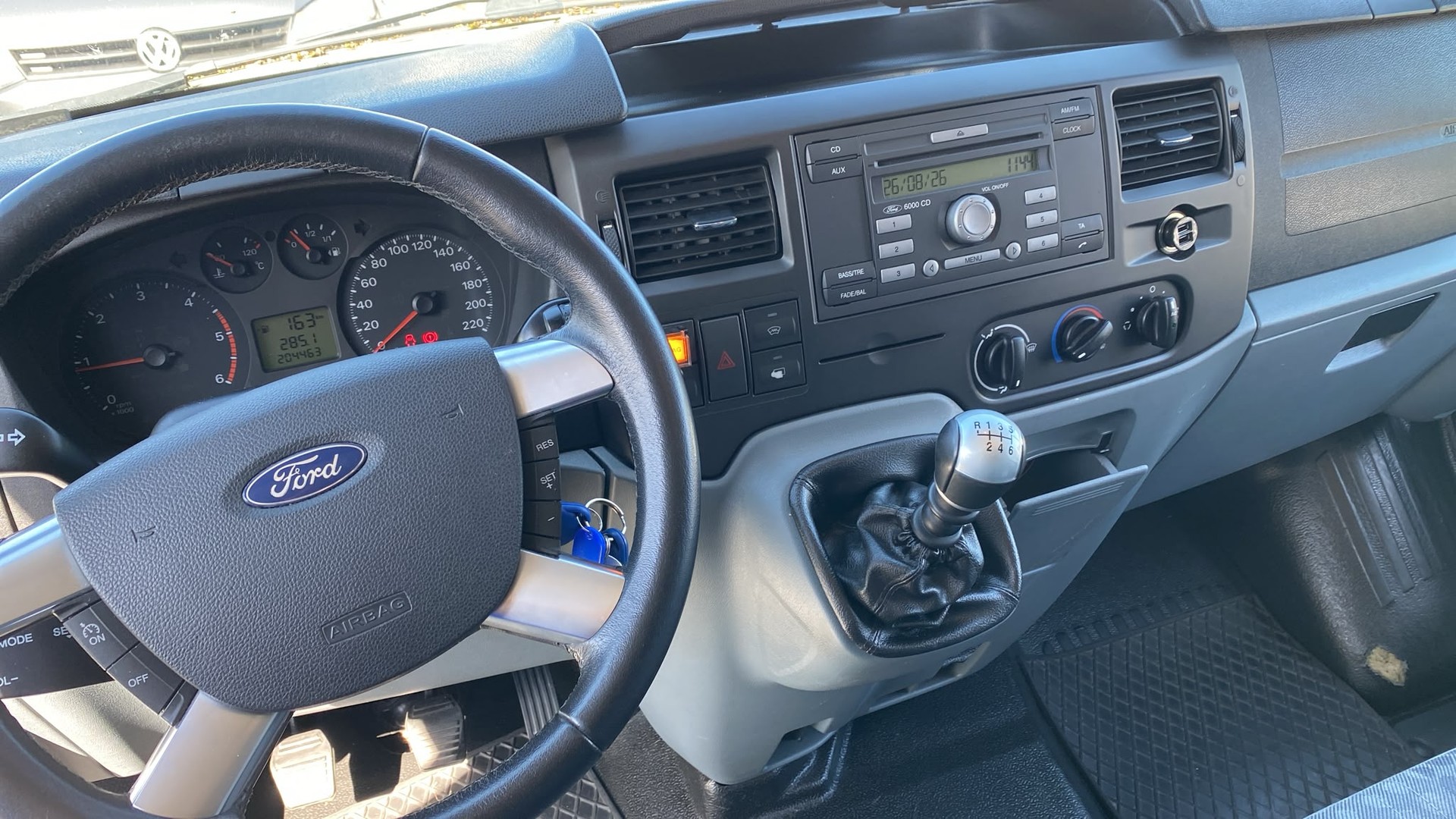 FORD Transit 300S Level 3-image-6