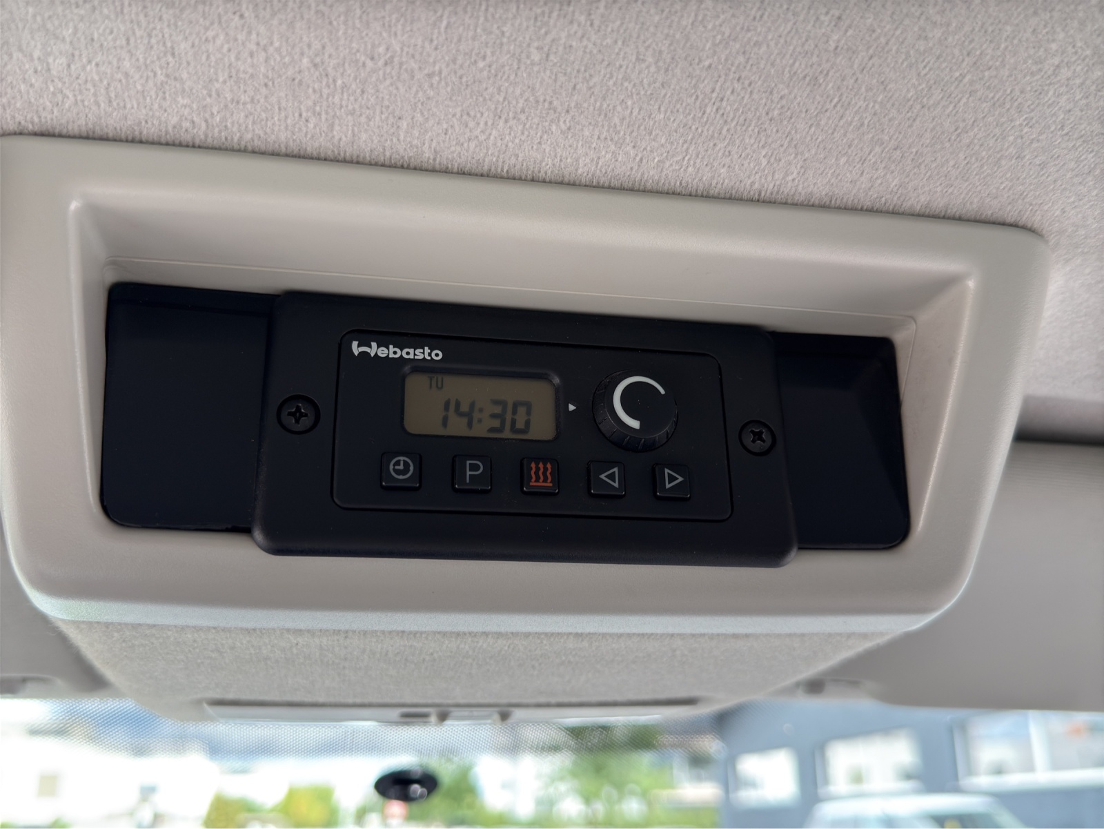 VW T6 2.0 TDI Hebebühne-image-15
