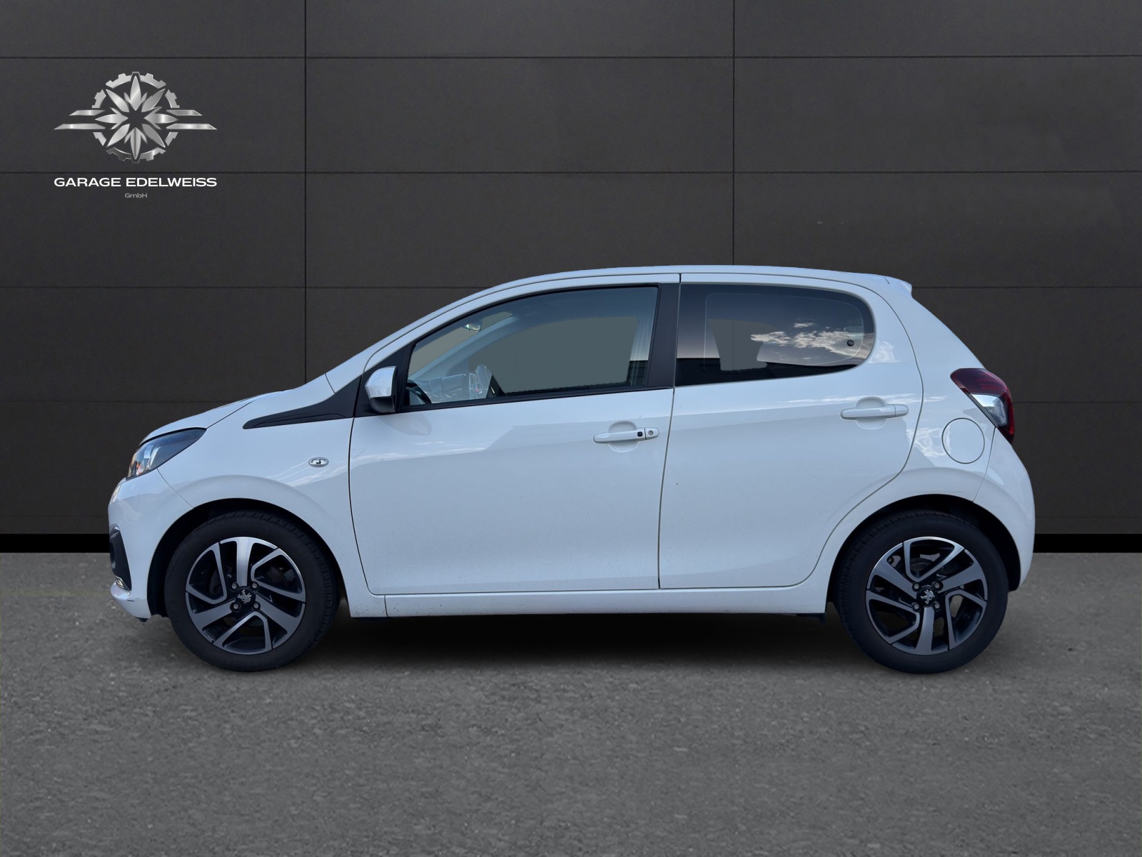 PEUGEOT 108 1.0 VTi Allure ETG-image-1