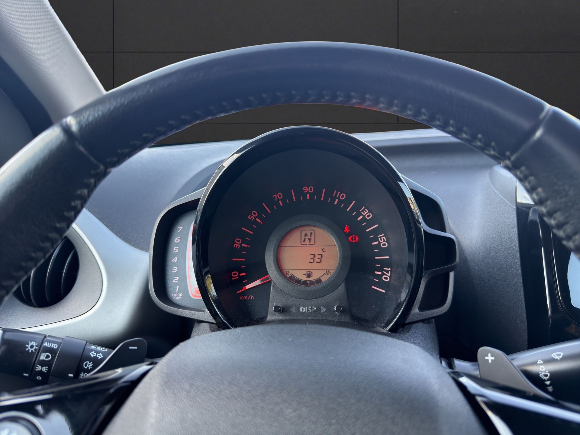 PEUGEOT 108 1.0 VTi Allure ETG-image-12