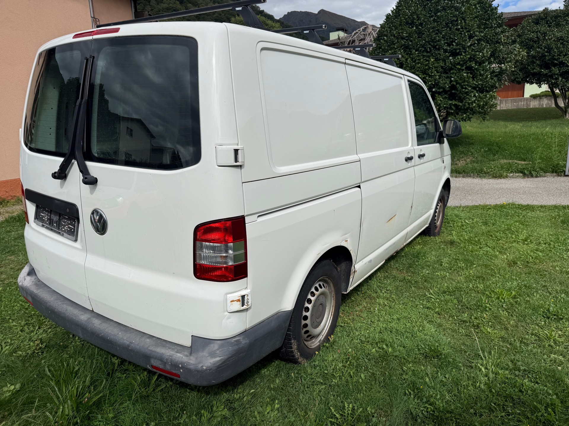 VW T5 2.0 TDI Entry-image-3