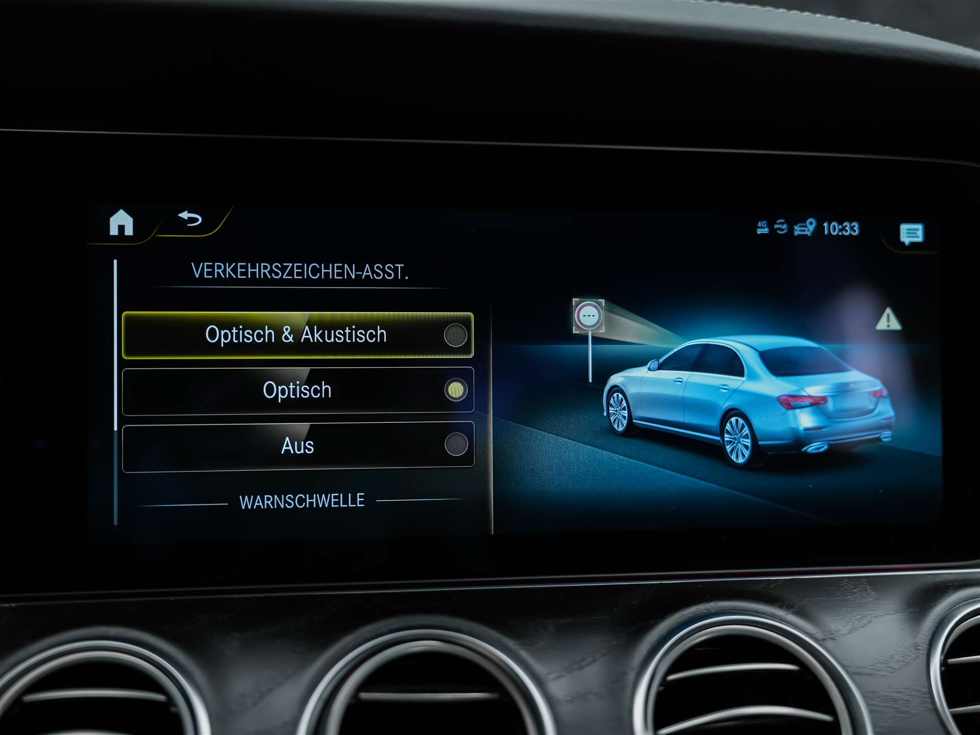 MERCEDES-BENZ E 220 d AMG Line 4Matic 9G-Tronic Panorama*Sitzbelüftung*Lenkradheizung*Burmester*-image-39