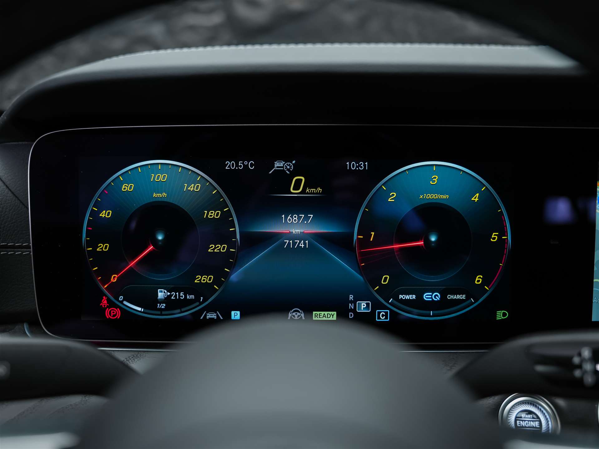 MERCEDES-BENZ E 220 d AMG Line 4Matic 9G-Tronic Panorama*Sitzbelüftung*Lenkradheizung*Burmester*-image-31