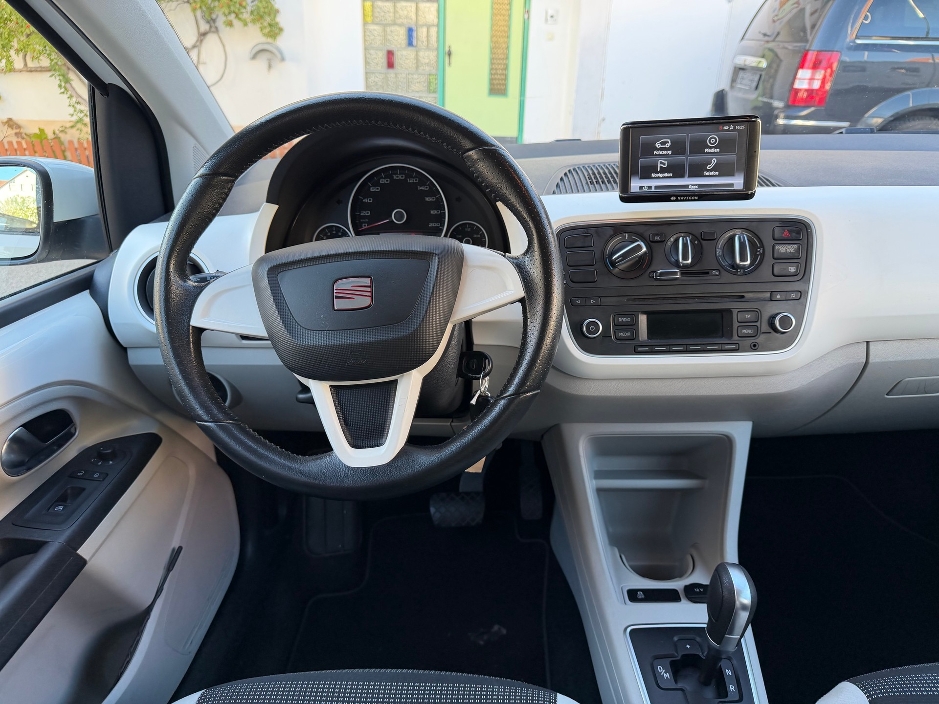 SEAT Mii 1.0 Style ASG-image-8