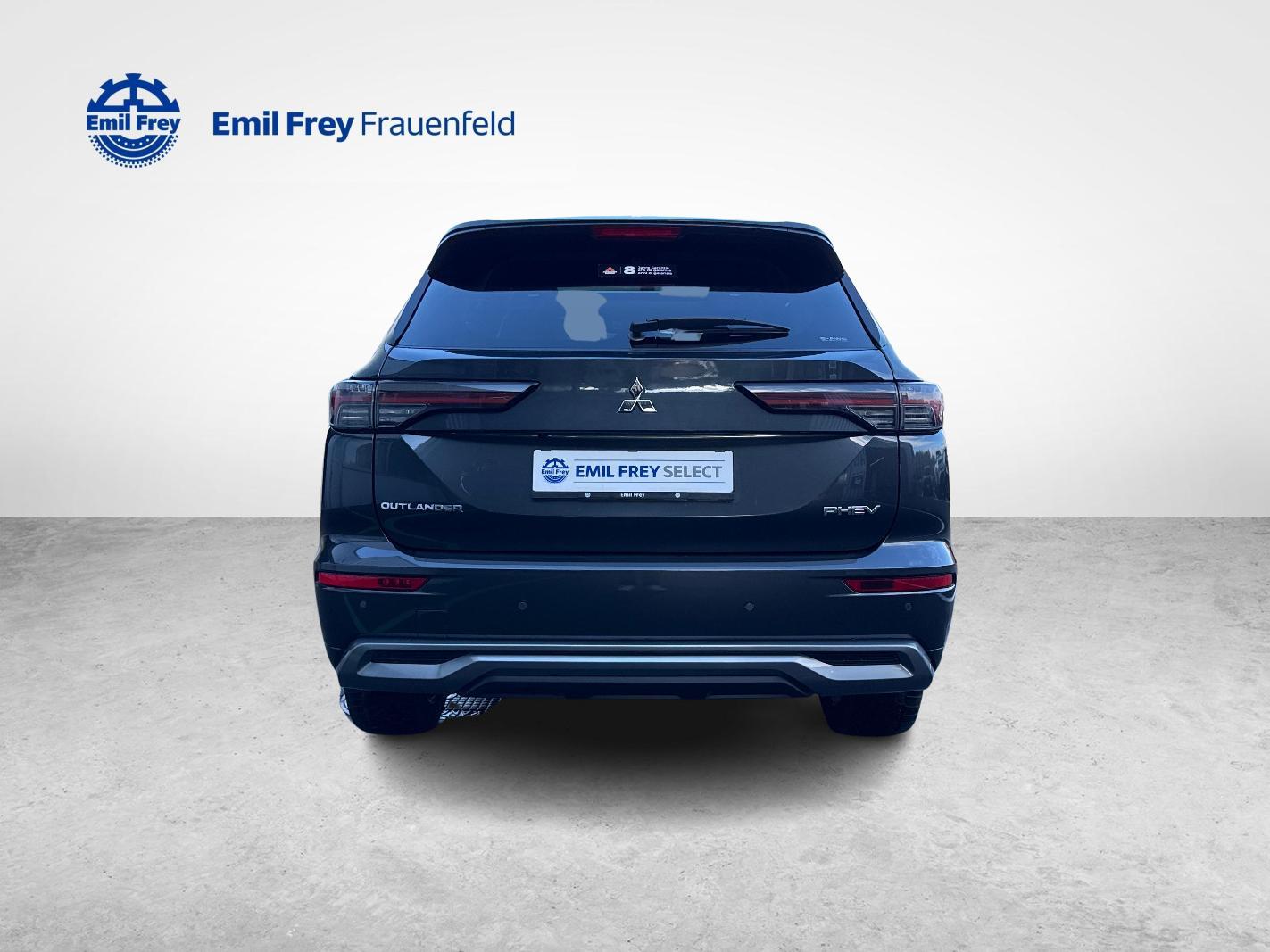 MITSUBISHI Outlander 2.4 PHEV Instyle 4x4-image-3