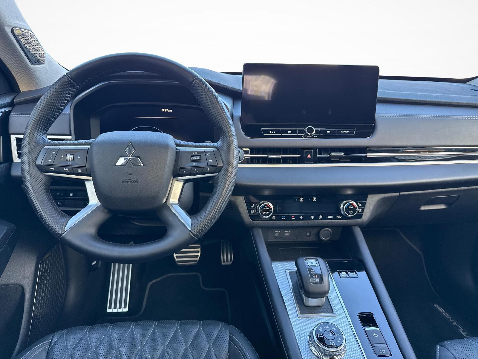 MITSUBISHI Outlander 2.4 PHEV Instyle 4x4-image-8