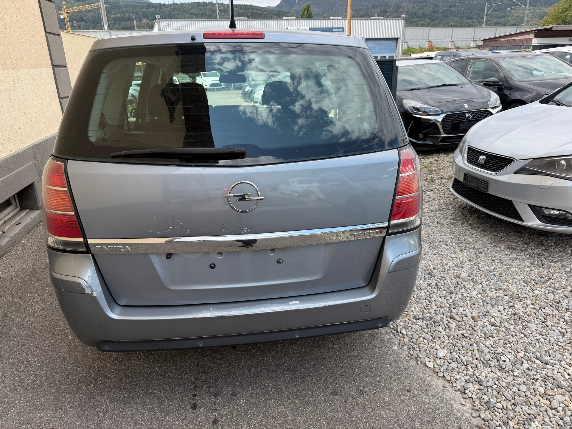 OPEL Zafira 1.9 CDTI Enjoy Automatic-image-3
