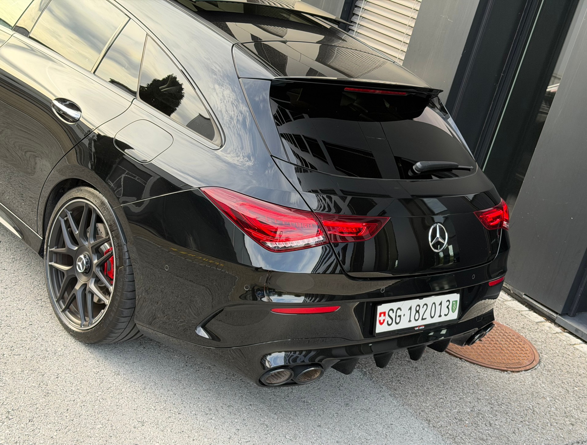 MERCEDES-BENZ CLA Shooting Brake 45 S AMG♦️1.Hand*CH Fahrzeug*Topausstattung♦️-image-3