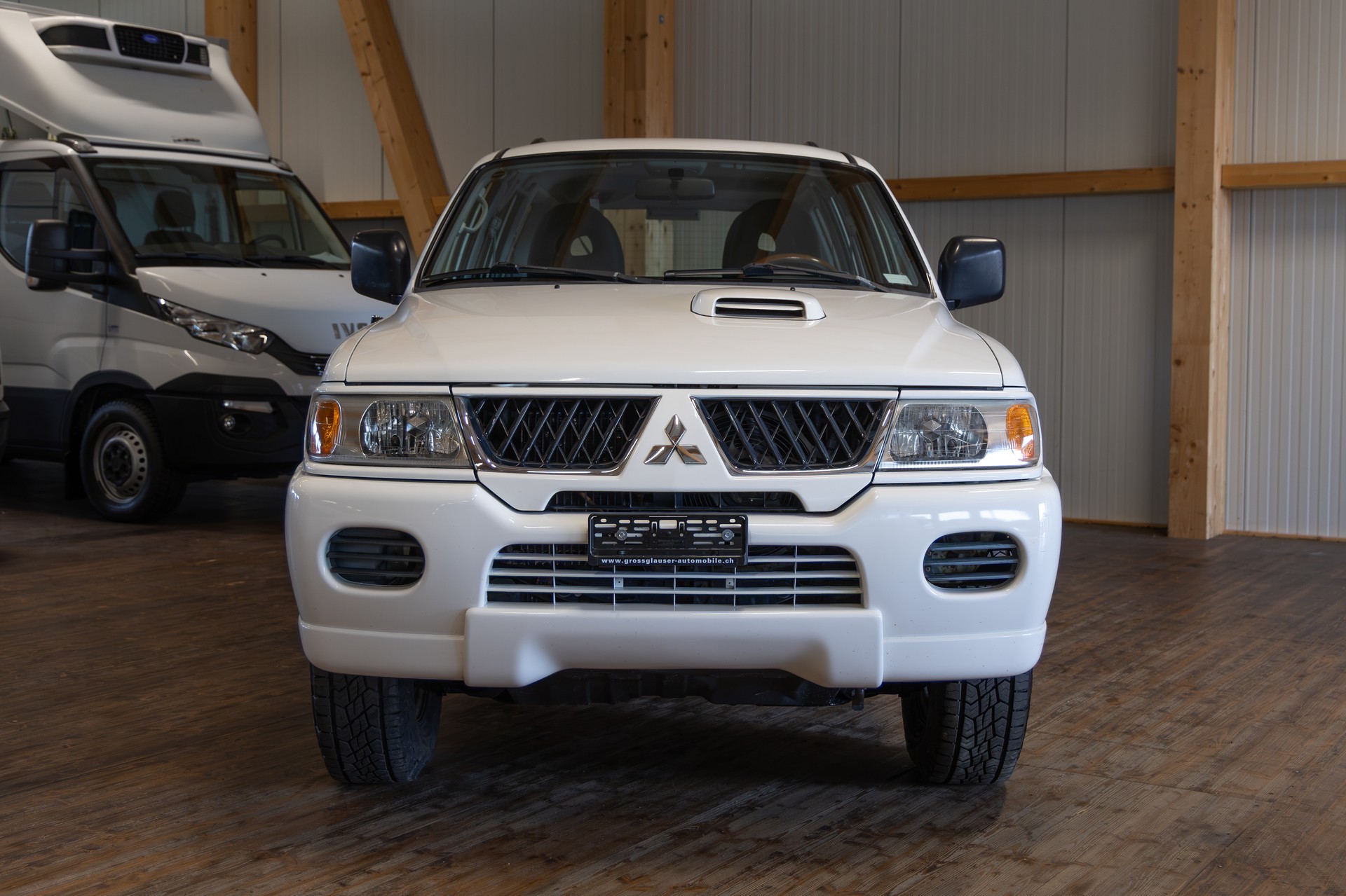 MITSUBISHI Pajero Sport 2.5TD Instyle-image-1