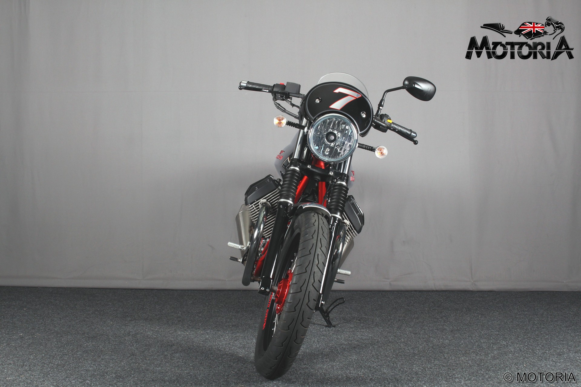 MOTO GUZZI V7 Racer 750-image-7