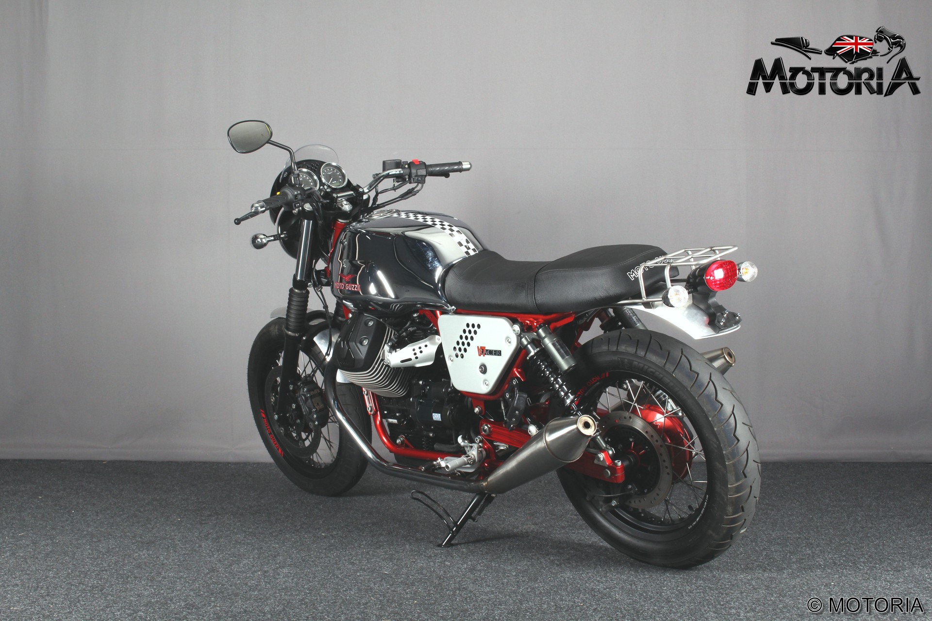 MOTO GUZZI V7 Racer 750-image-4