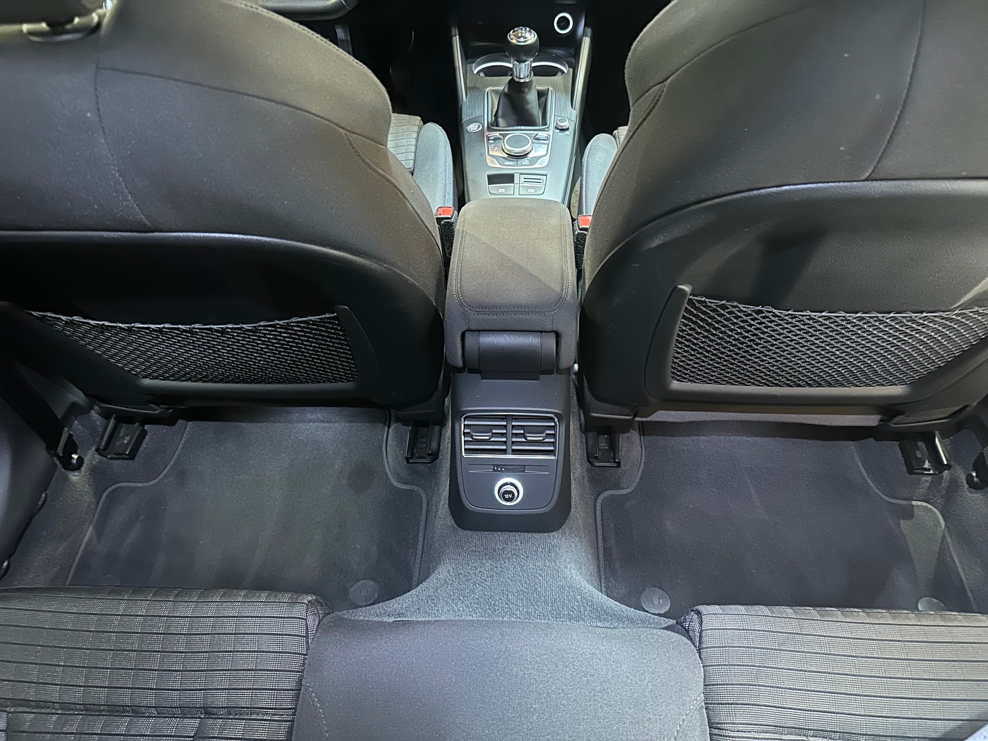 AUDI A3 Sportback 1.6 TDI Sport 6-Gang/S-Line/1. Jahr Garantie/Enorm sparsames Fahrzeug!-image-28
