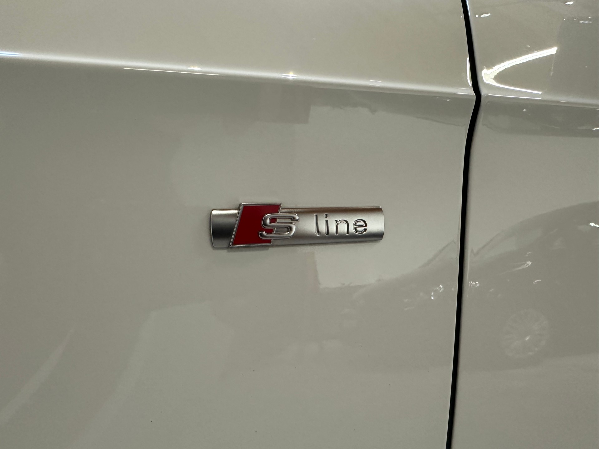 AUDI A3 Sportback 1.6 TDI Sport 6-Gang/S-Line/1. Jahr Garantie/Enorm sparsames Fahrzeug!-image-5