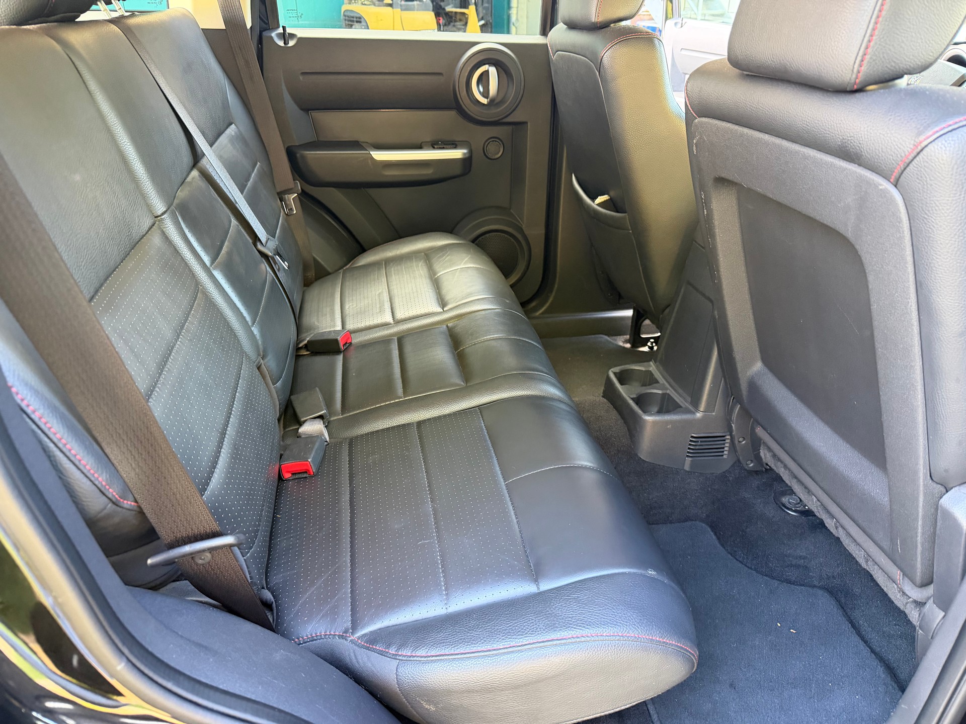 DODGE Nitro 2.8 CRD R/T Automatic-image-11