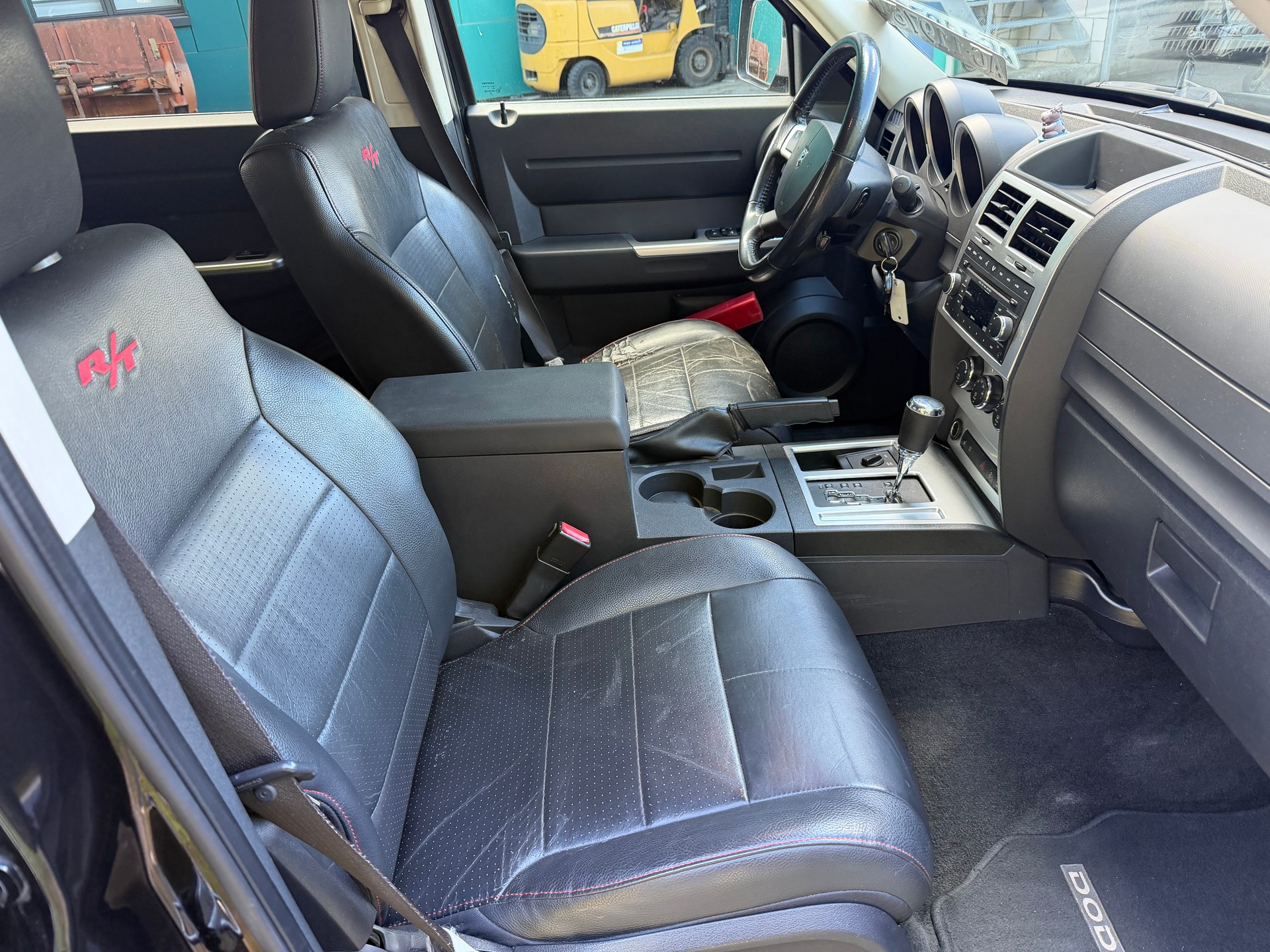 DODGE Nitro 2.8 CRD R/T Automatic-image-10