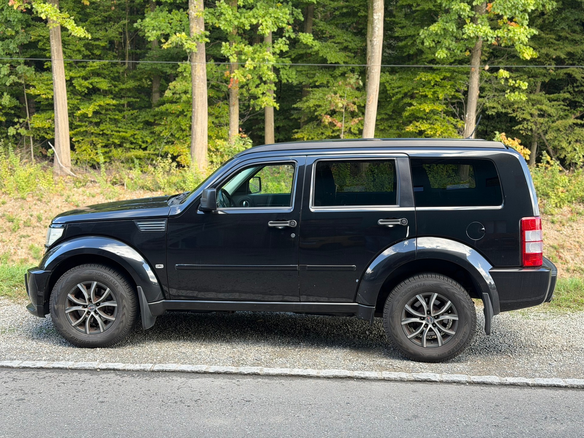 DODGE Nitro 2.8 CRD R/T Automatic-image-4