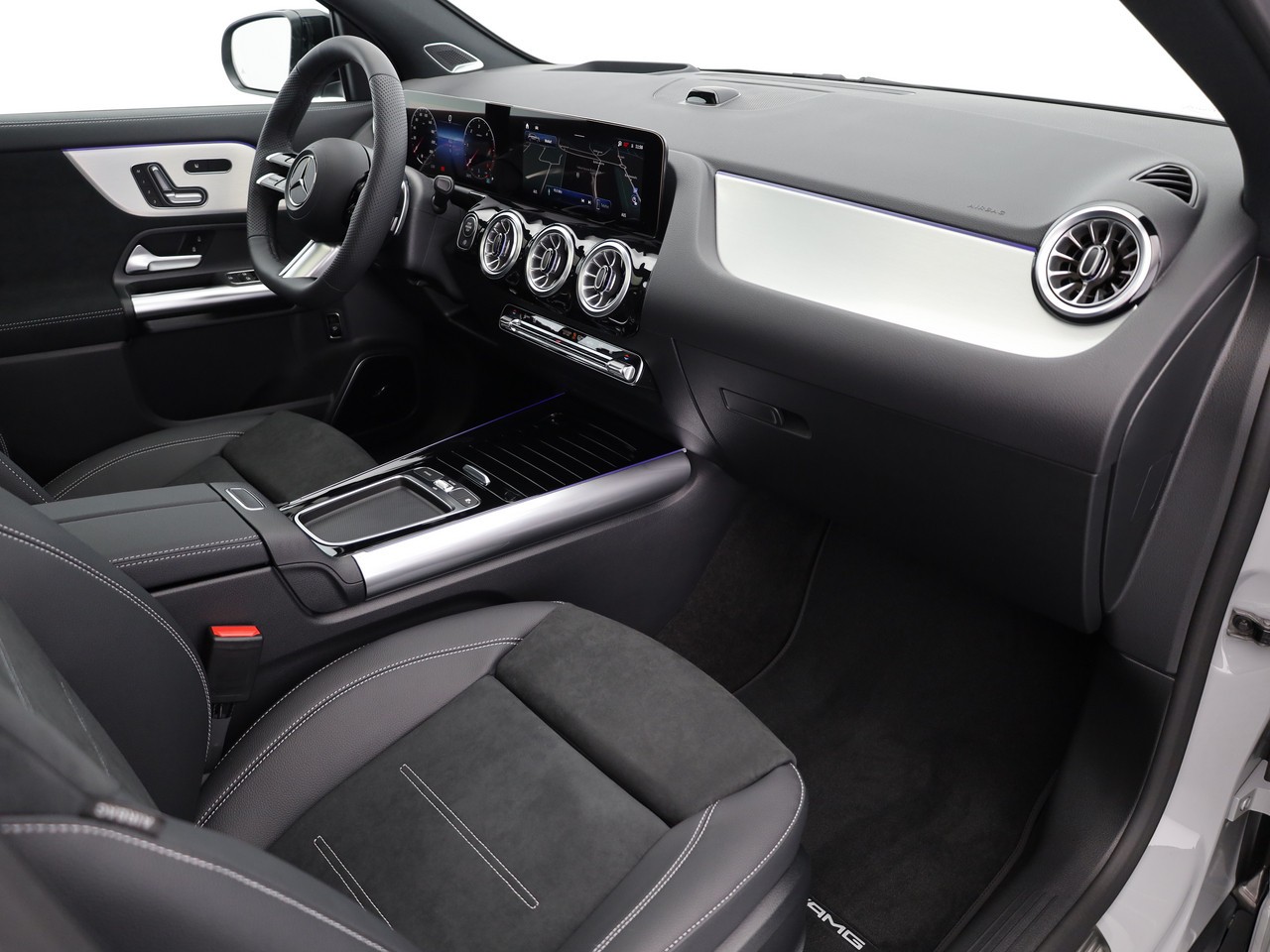 MERCEDES-BENZ GLA 220d 4Matic 8G-DCT-image-8