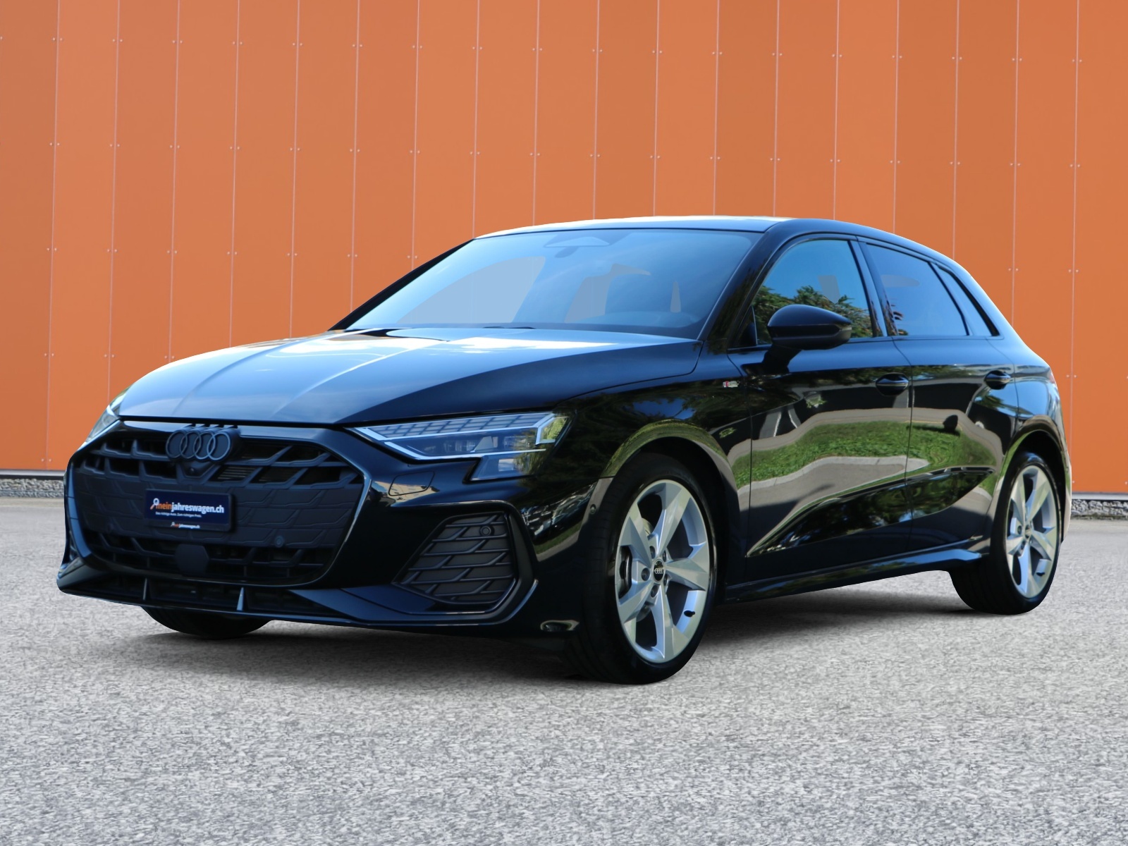 AUDI A3 Sportback TFSI 110 kW S line S tronic-image-4