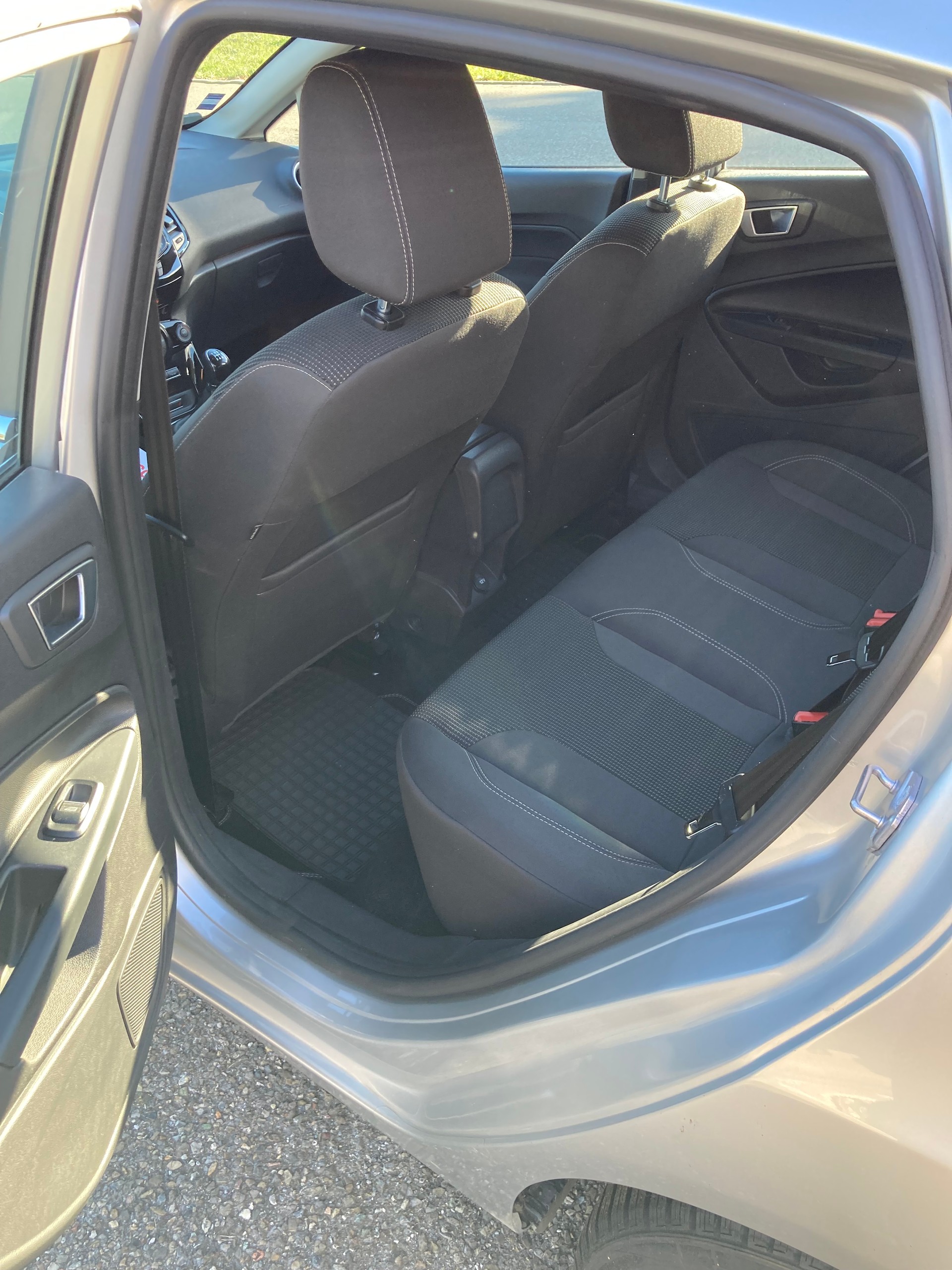 FORD Fiesta 1.0 SCTi Titanium X-image-4