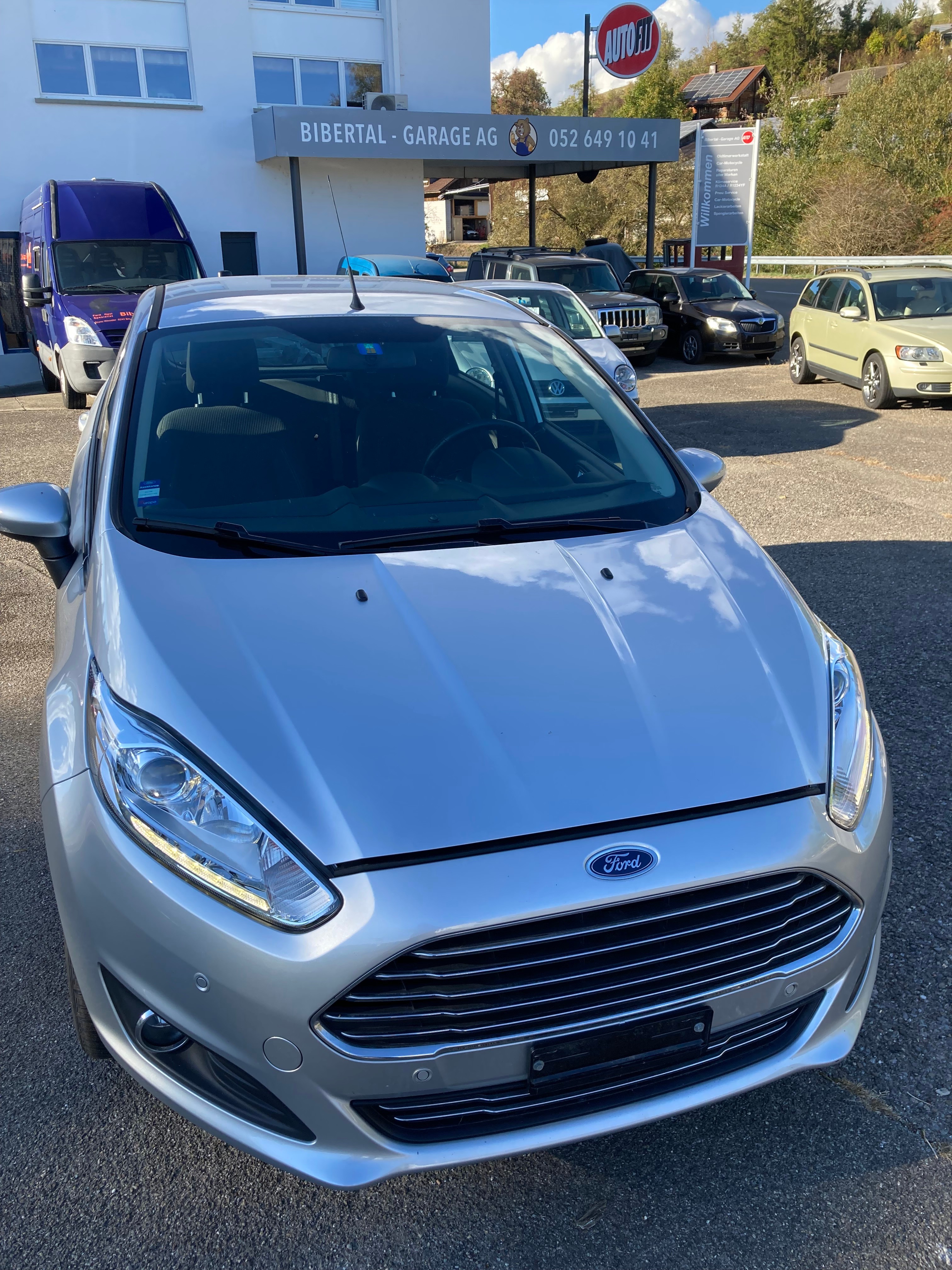 Car photo