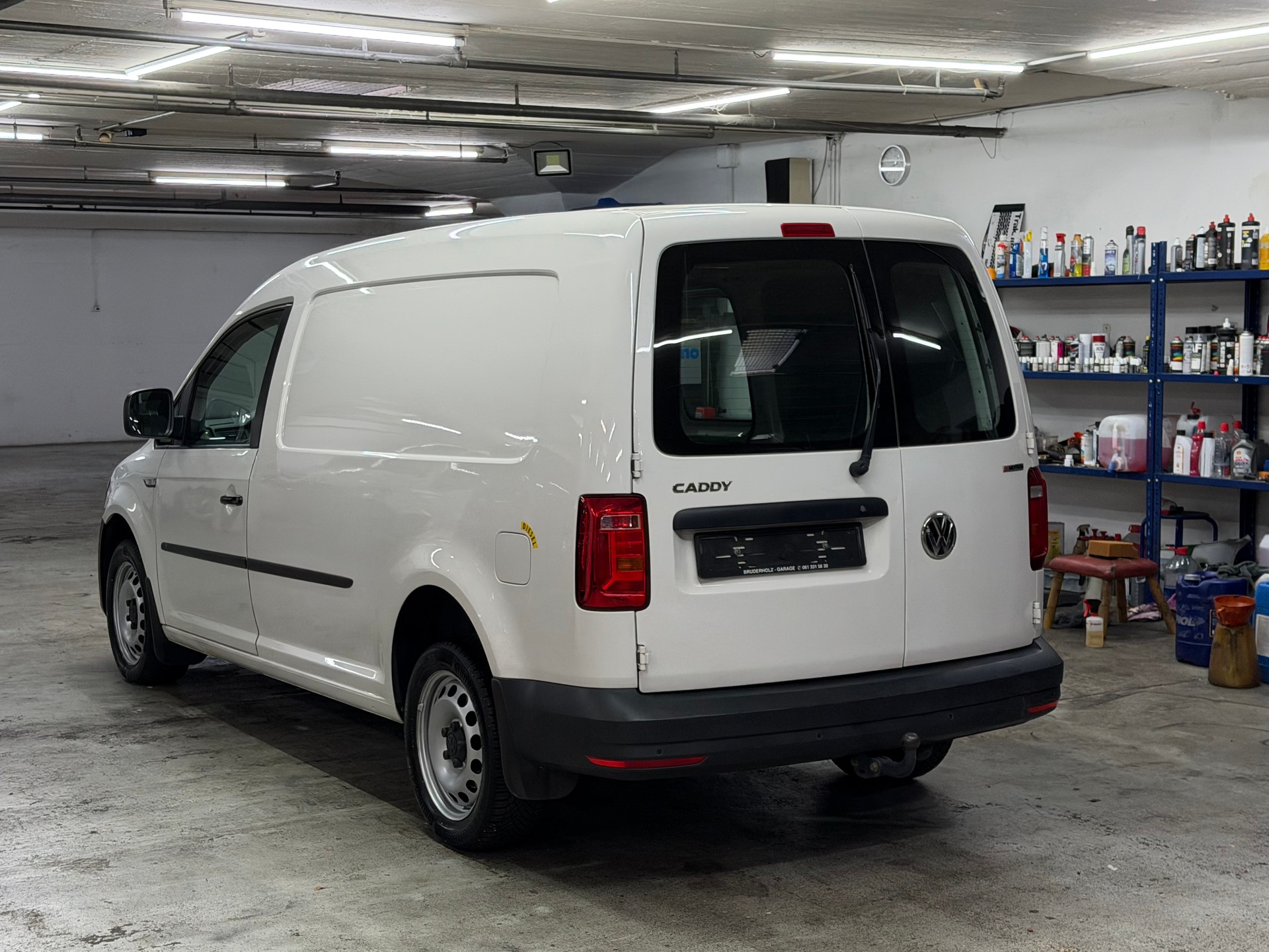 VW Caddy Maxi 2.0TDI 4Motion BlueMotion Technology DSG-image-4