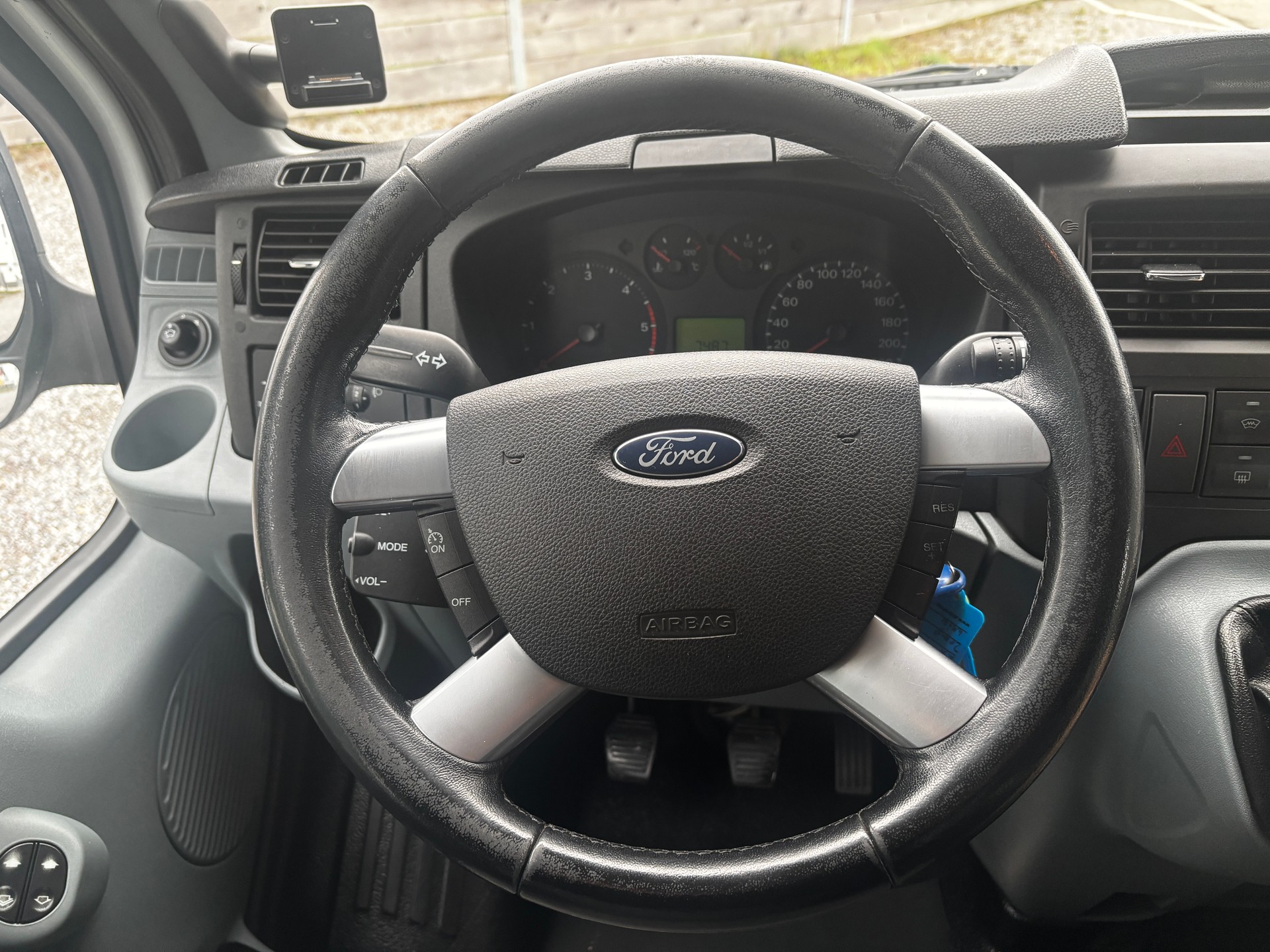 FORD Transit 2.4 TDCi 350 M Trend Hochdach-image-11