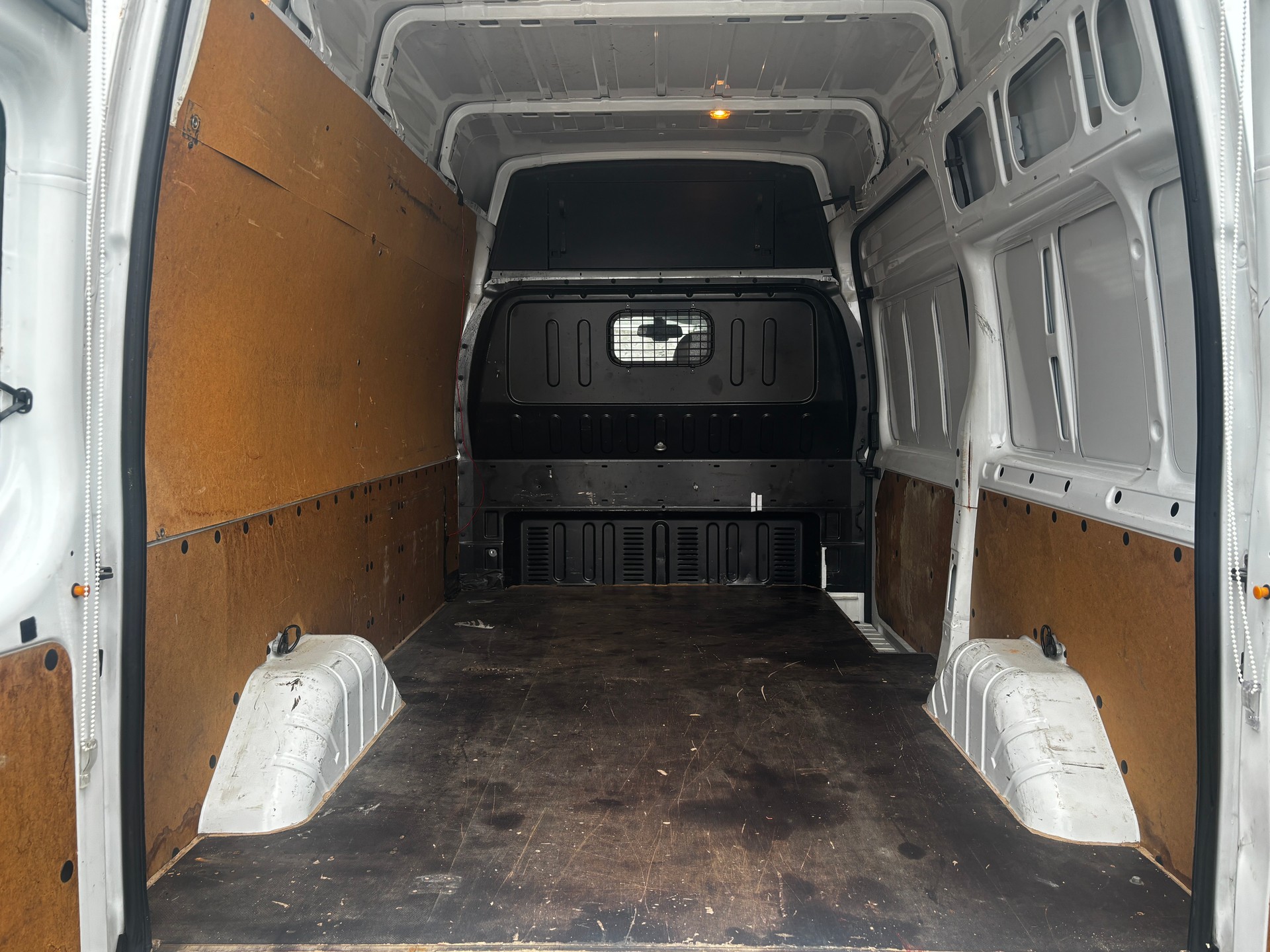 FORD Transit 2.4 TDCi 350 M Trend Hochdach-image-14